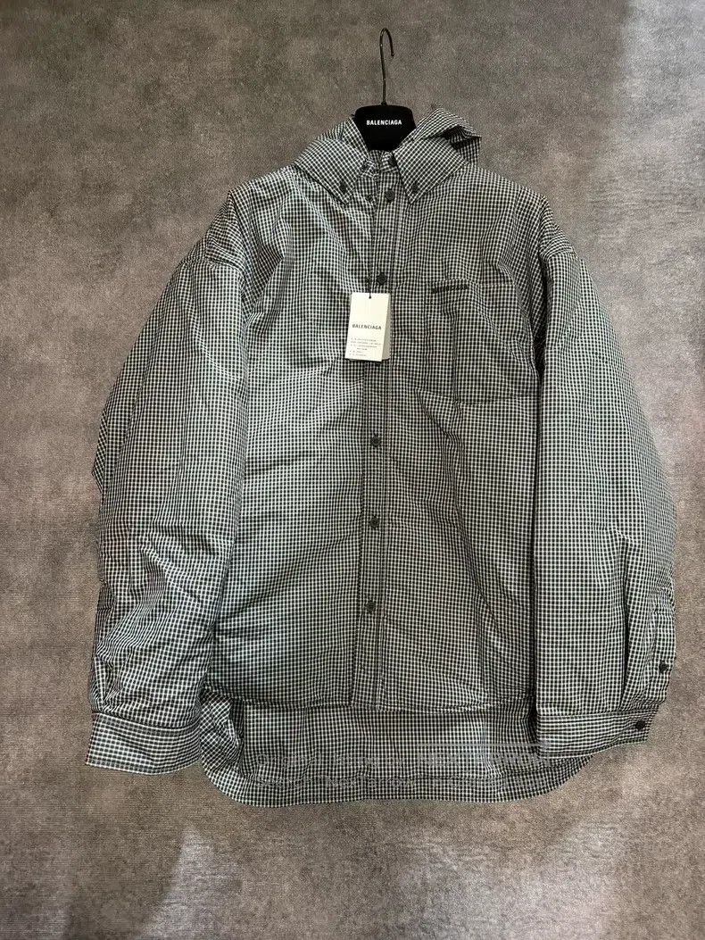 Balenciaga Balenciaga Plaid Full Print Zippered Hooded Pocket Long Sl Size US M / EU 48-50 / 2 - 1 Thumbnail