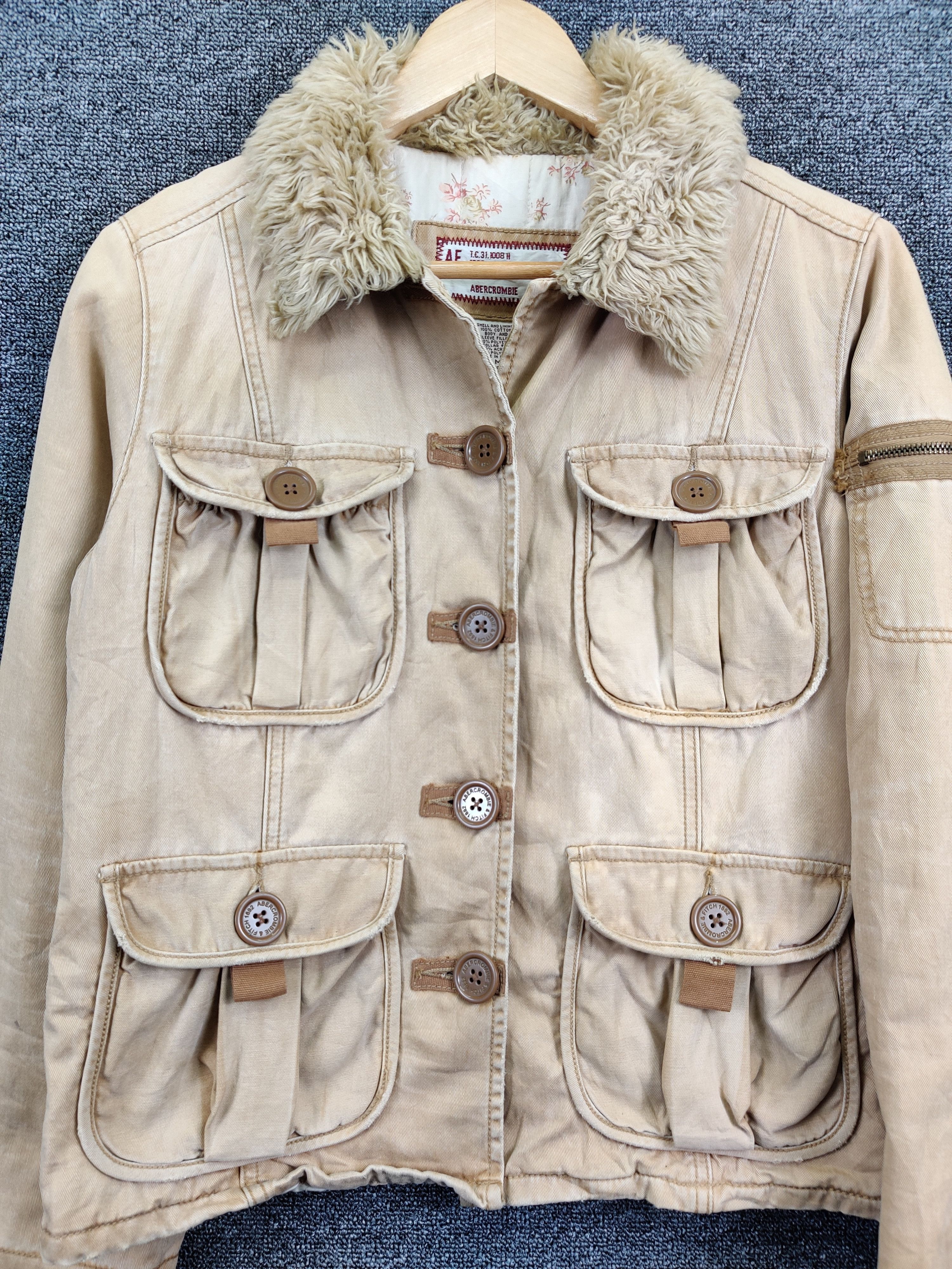 Abercrombie & Fitch Vintage Abercrombie & Fitch Fur Collar Utility Jacket Size US M / EU 48-50 / 2 - 4 Thumbnail
