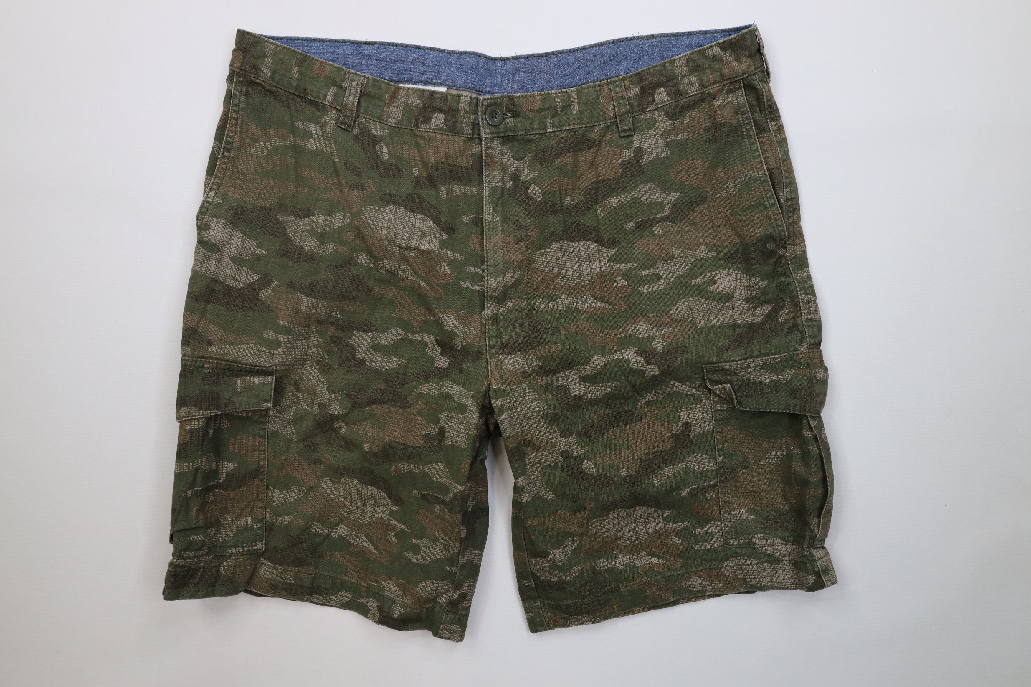 Vintage Vintage Y2K Streetwear Faded Camouflage Cargo Shorts Cotton Size US 40 / EU 56 - 1 Thumbnail