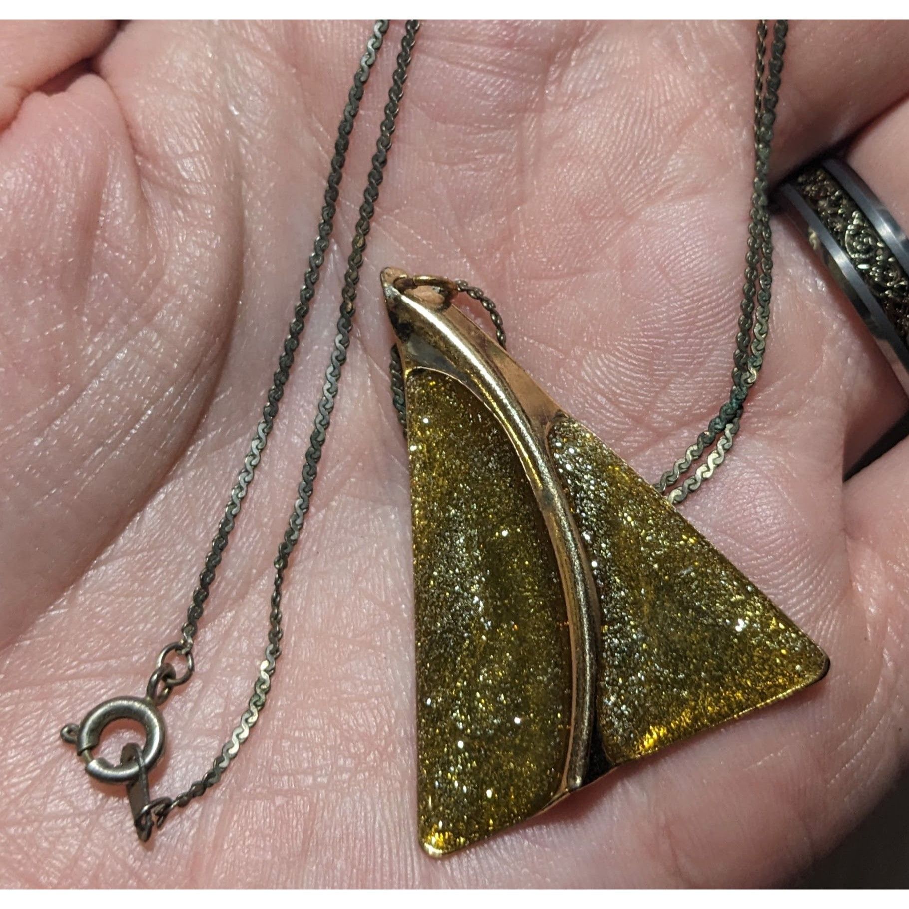 Other Gold Glitter Triangle Pendant Necklace Size ONE SIZE - 9 Thumbnail