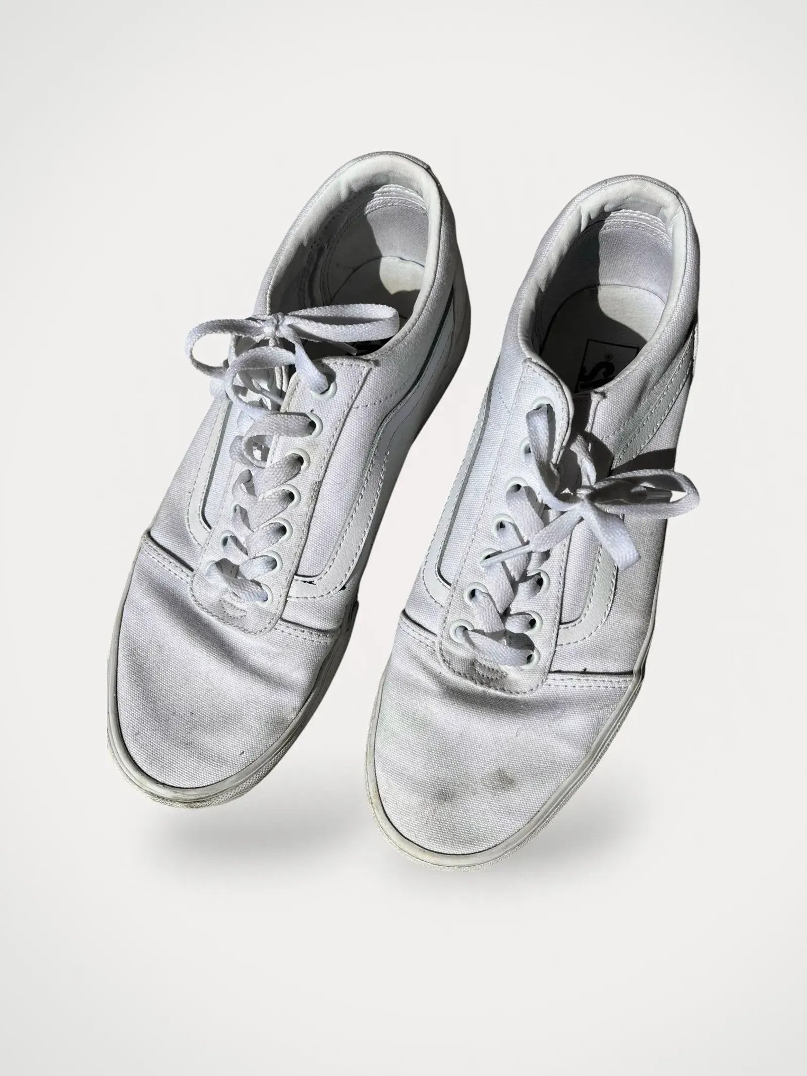 Vans Vans Sneakers UY Old Skool Sneakers Size US 10.5 / EU 43-44 - 1 Thumbnail