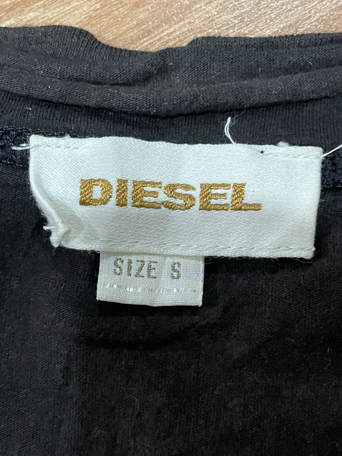 Diesel Diesel Vneck Tshirt Size S / US 4 / IT 40 - 3 Thumbnail