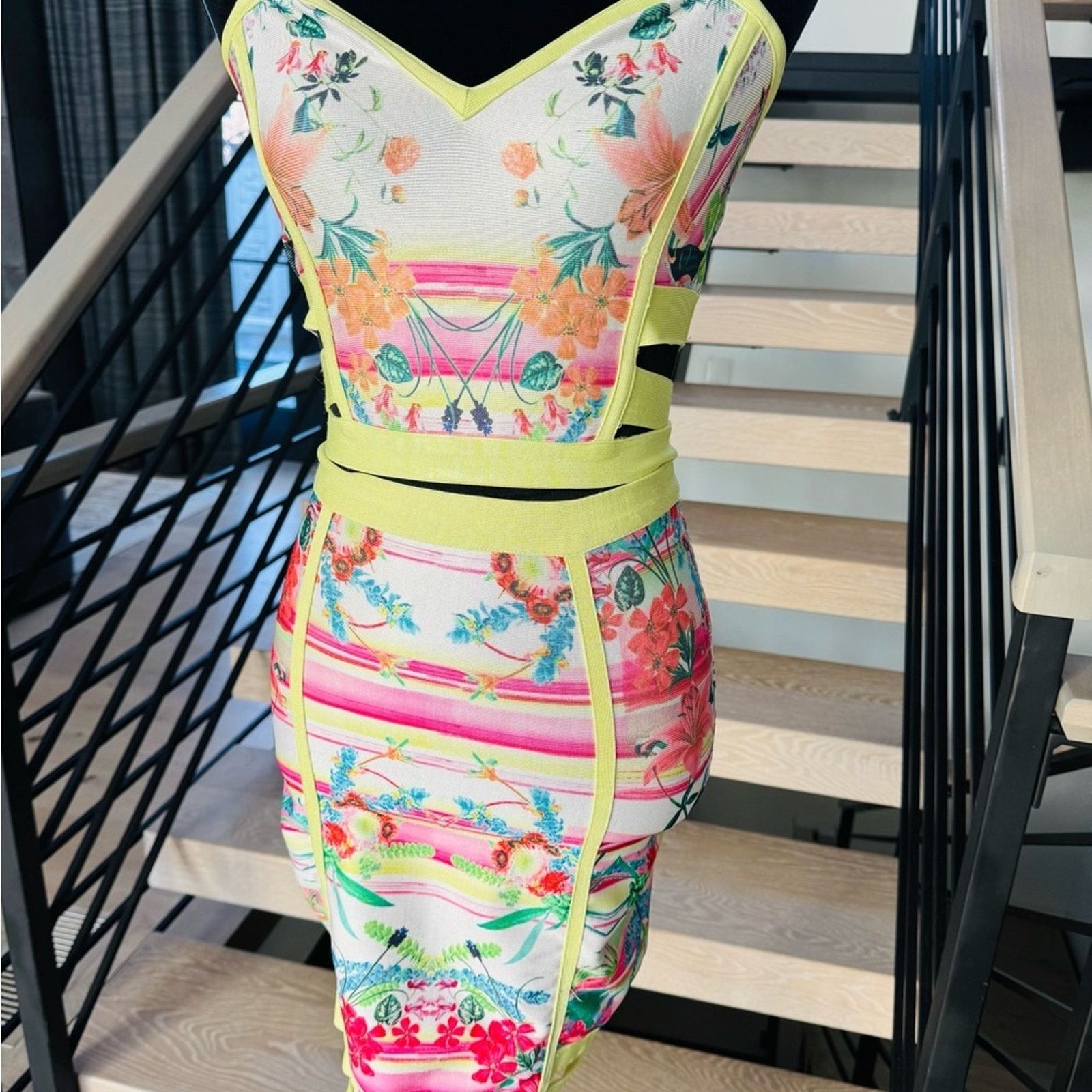Other Colorful Floral and Striped 2 piece set size XS Size XS / US 0-2 / IT 36-38 - 2 Thumbnail