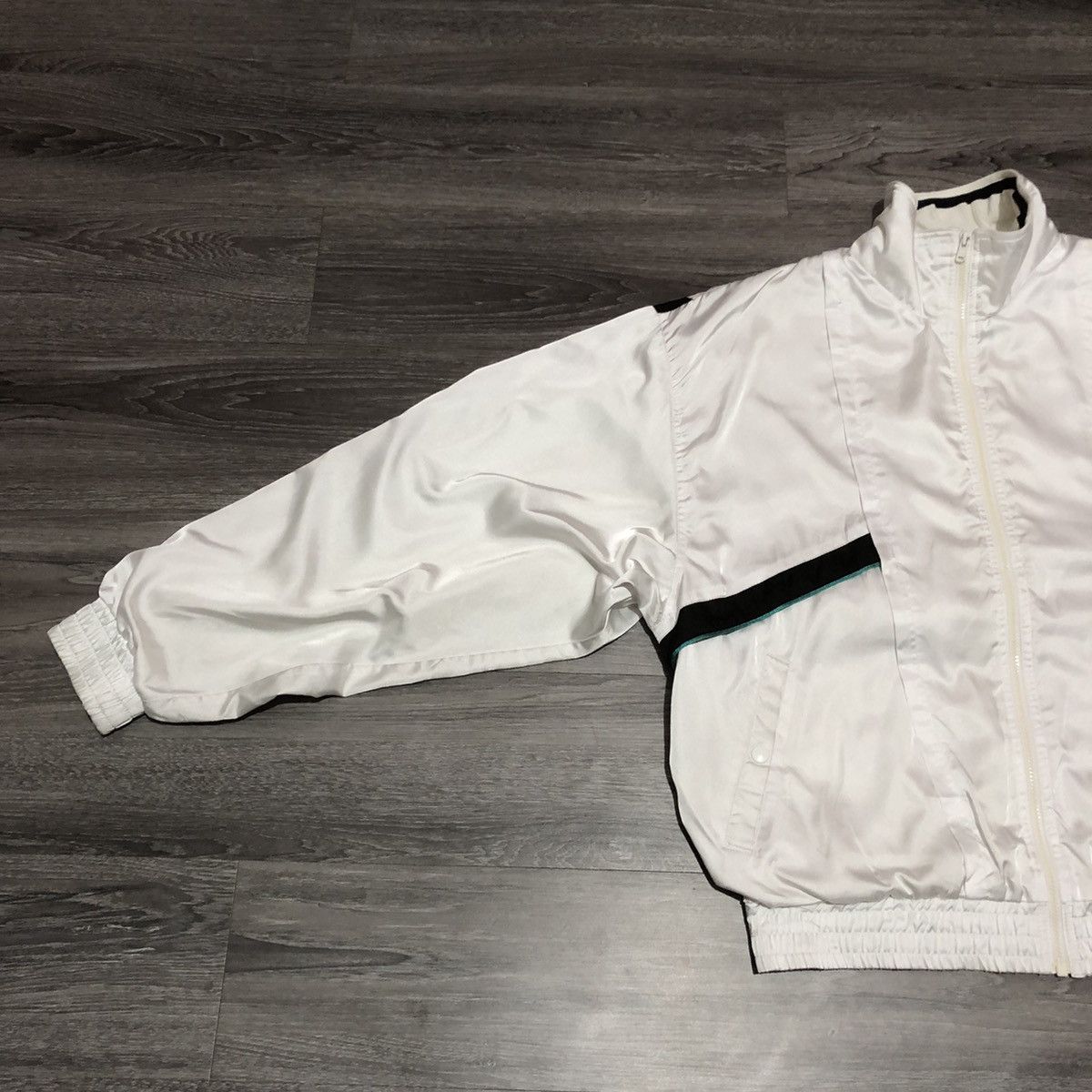 Nike × Vintage vintage NIKE signature satin jacket Size US L / EU 52-54 / 3 - 6 Thumbnail