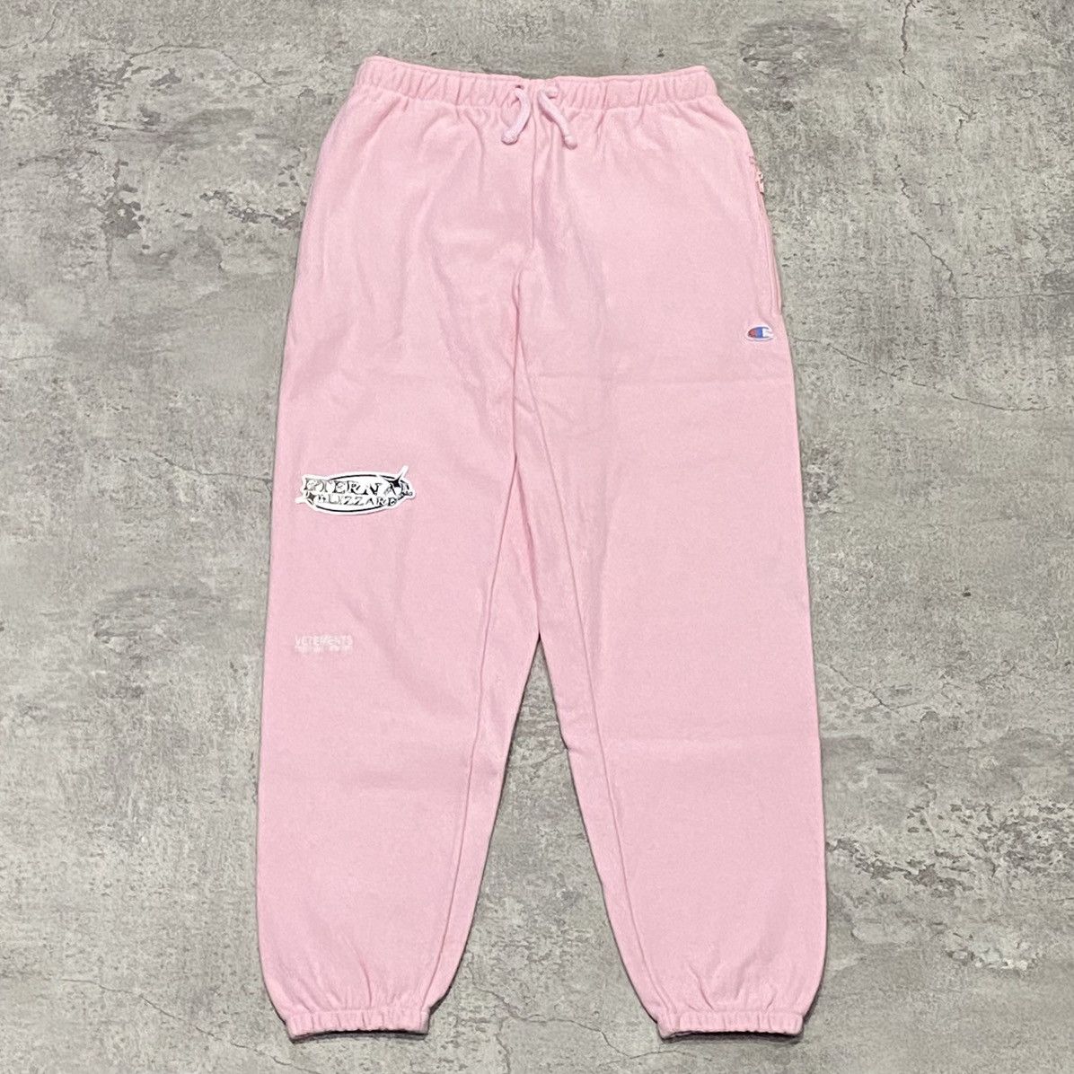 Champion × Vetements Vetements X Champion Joggers Size 26" / US 2 / IT 38 - 1 Thumbnail