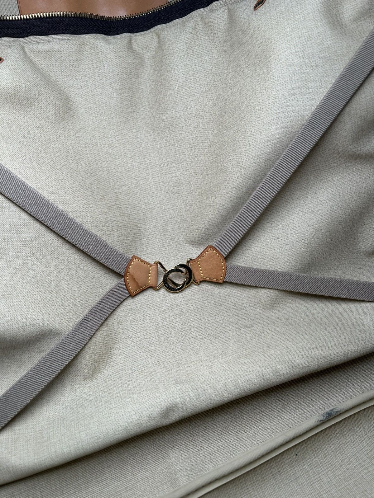 Louis Vuitton Louis Vuitton Alize 2 Poches in Monogram Canvas Size ONE SIZE - 10 Thumbnail