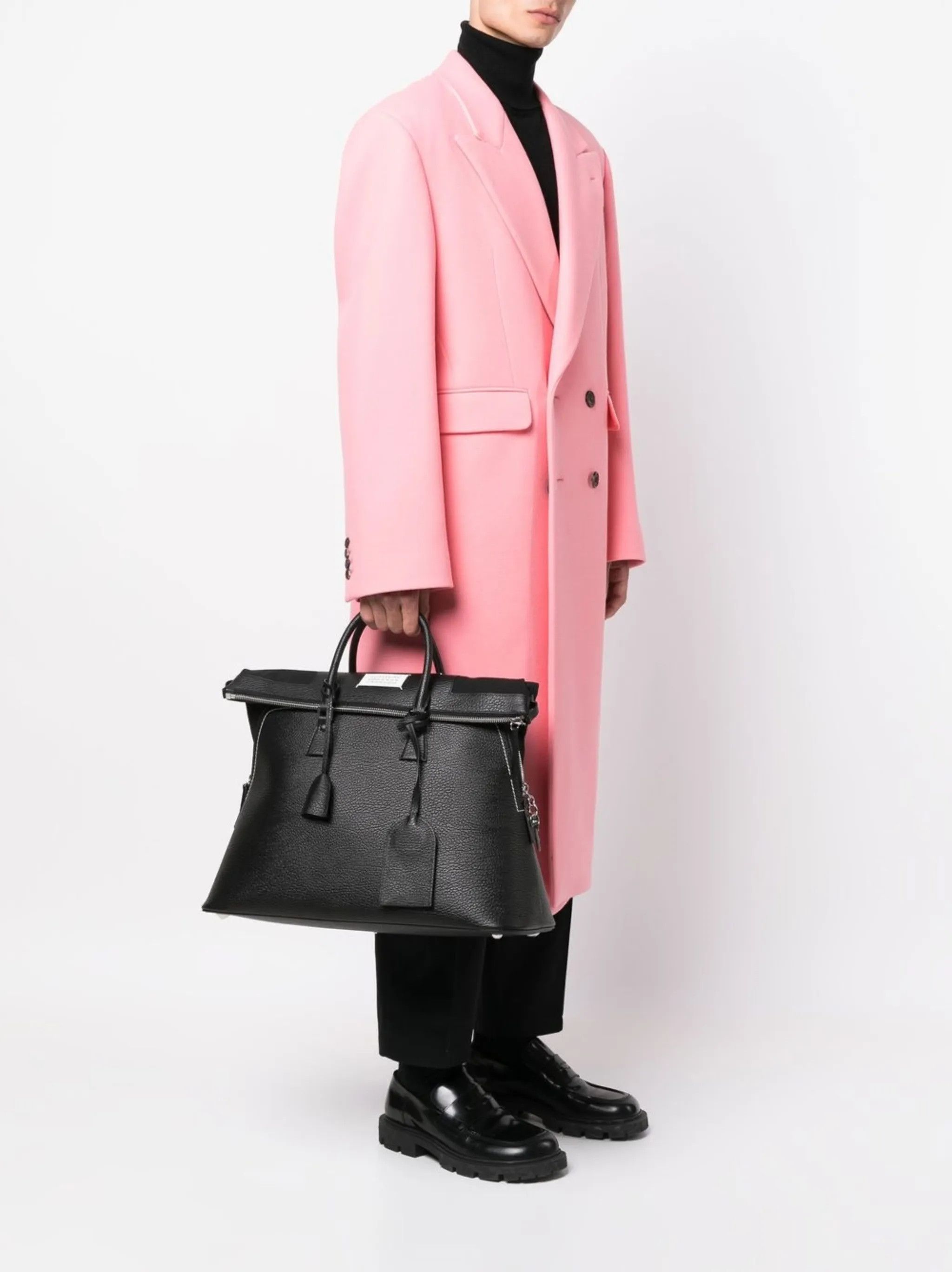 Maison Margiela oc11z0325 Size: OS / Classique XL Tote Bag in Black Size ONE SIZE - 3 Thumbnail
