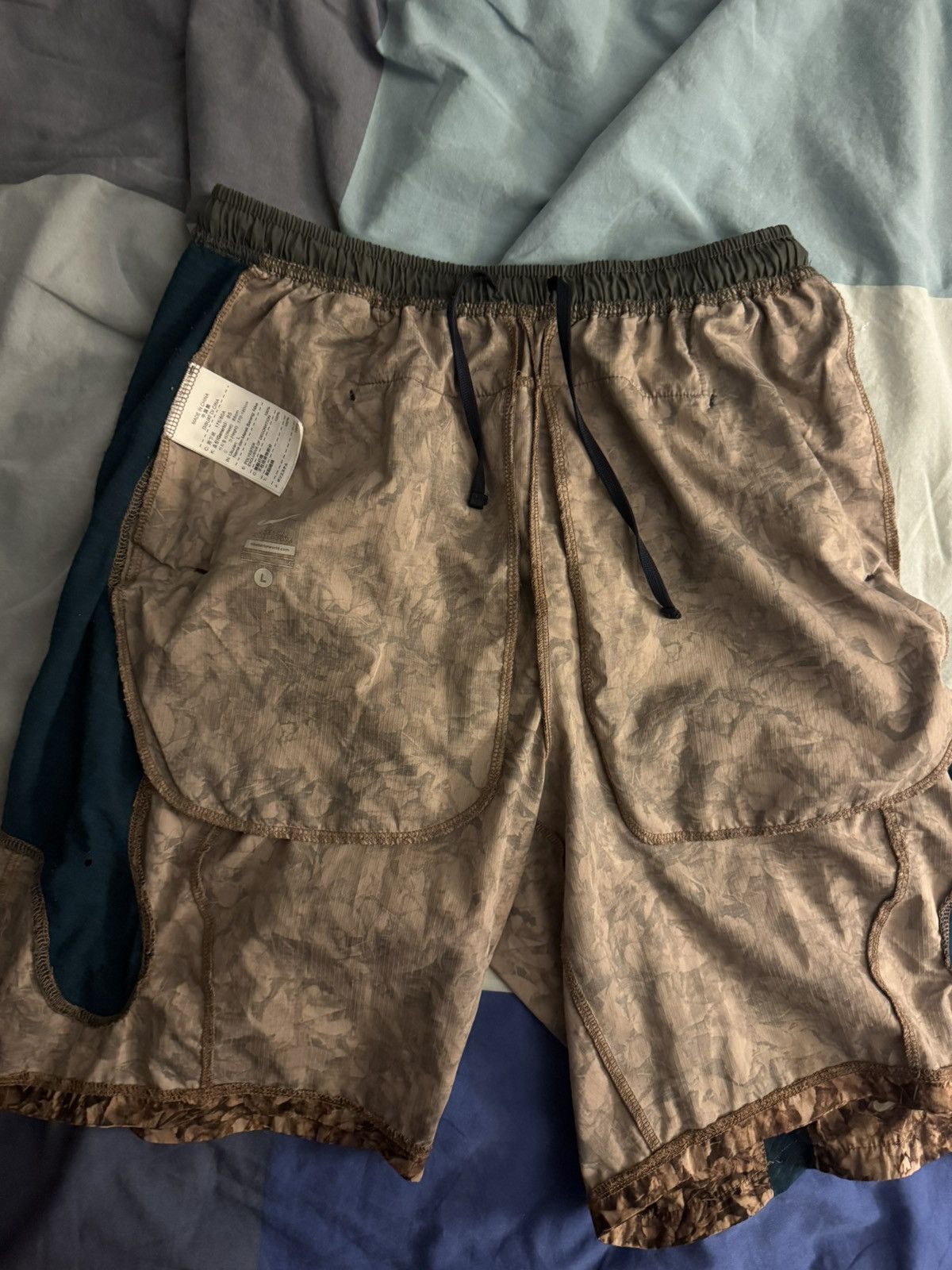 Gyakusou Gyakusou Nike FW12 Leaf Print Shorts Size US 33 - 8 Thumbnail