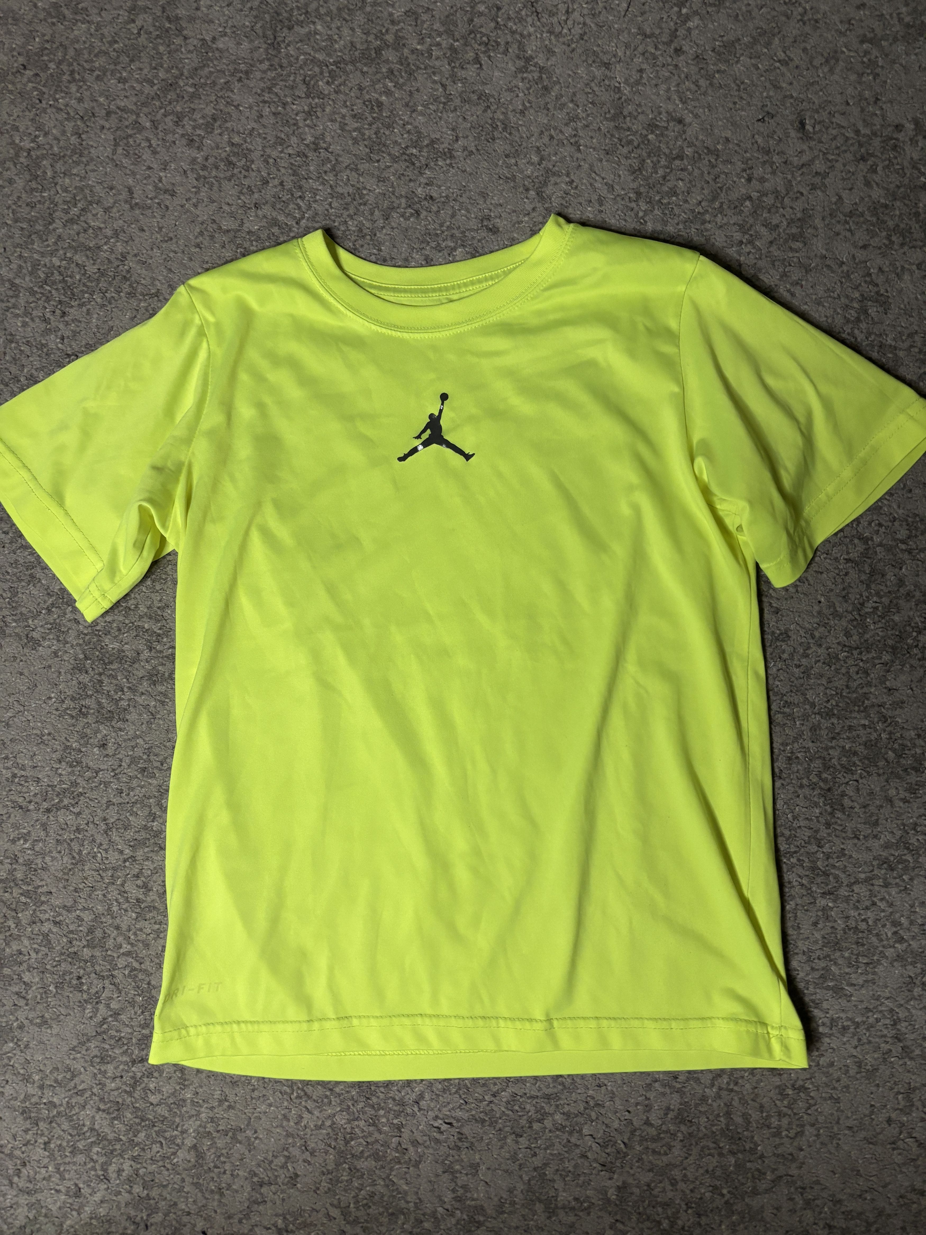 Nike Kids Size XL Air Jordan Training Tee Size US XXS / EU 40 - 1 Thumbnail