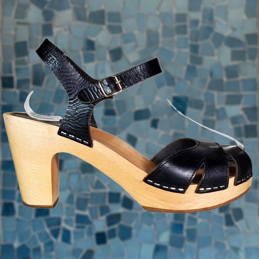 Swedish Hasbeens VINTAGE Swedish Hasbeens Suzanne Debutant Clogs Black Leather Sandals Women's US 10 (EU 40) Block Heel Buckle Ankle Strap Peep Toe Leather Upper Size US 10 / IT 40 - 1 Thumbnail