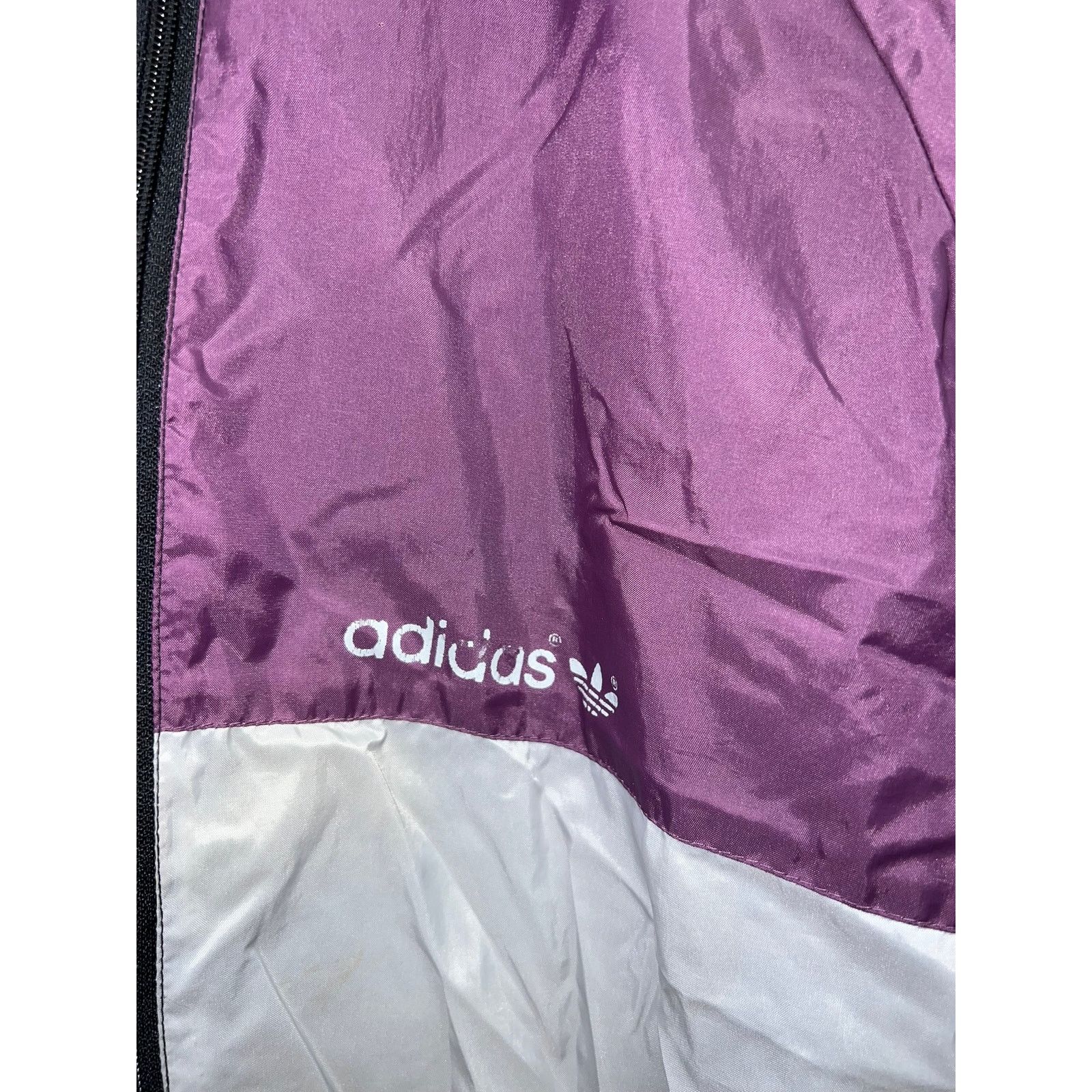 Vintage Vintage Adidas Windbreaker Lightweight Jacket Purple 80s M Size US M / EU 48-50 / 2 - 4 Thumbnail