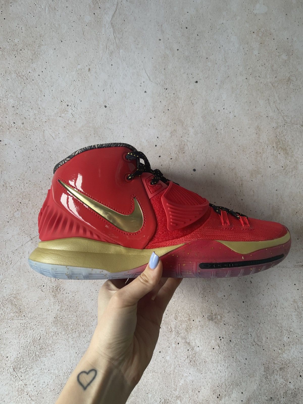 Nike Nike Air Kyrie 6 Trophies Sneakers Jordan KD Size US 10 / EU 43 - 1 Thumbnail