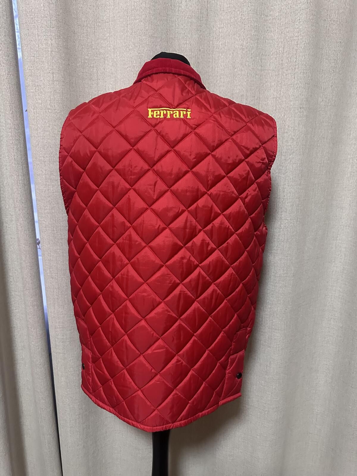 Ferrari Ferrari Racing 96 Formula 1 F1 Vest Red Quilted XL Size US XL / EU 56 / 4 - 5 Thumbnail