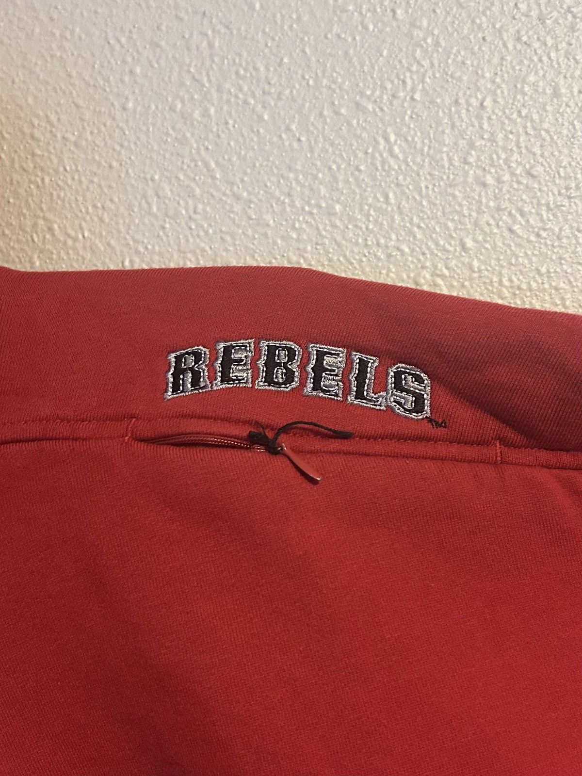 Nike Vintage 90s y2k UNLV Rebels center swoosh hoodie XL Size US XL / EU 56 / 4 - 5 Thumbnail