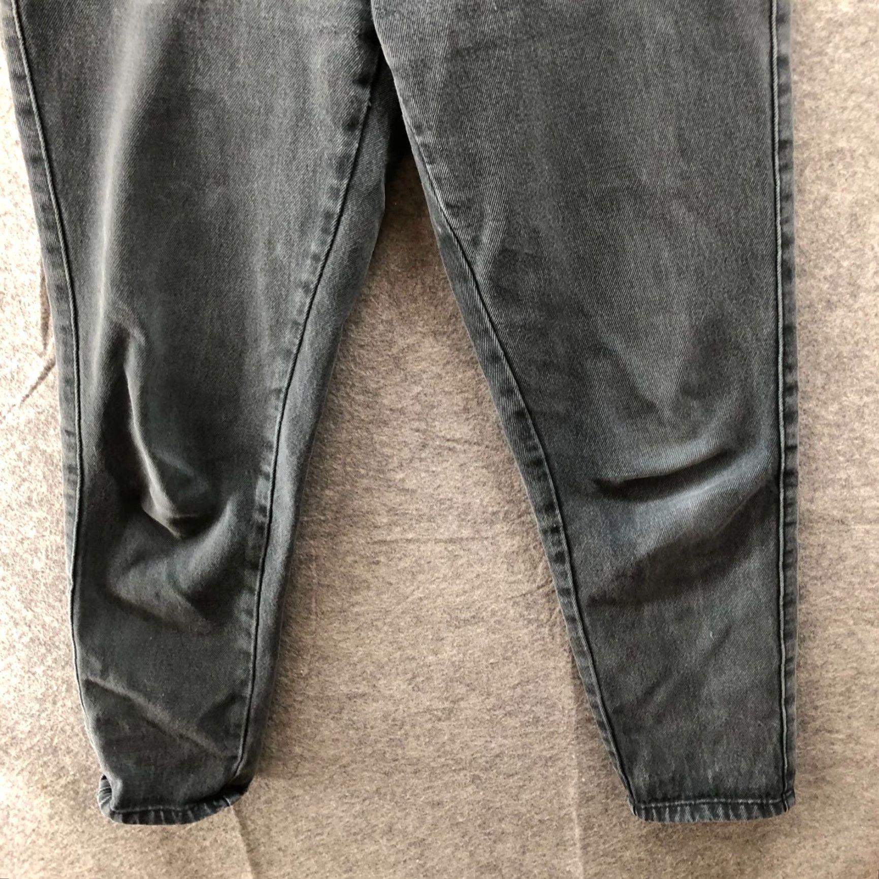 Zara Zara High Rise Mom Jeans Womens 2 Washed Black Tapered Jeans 5-Pocket Design Denim Cotton 27 in Inseam Womens Size 26" / US 2 / IT 38 - 4 Thumbnail