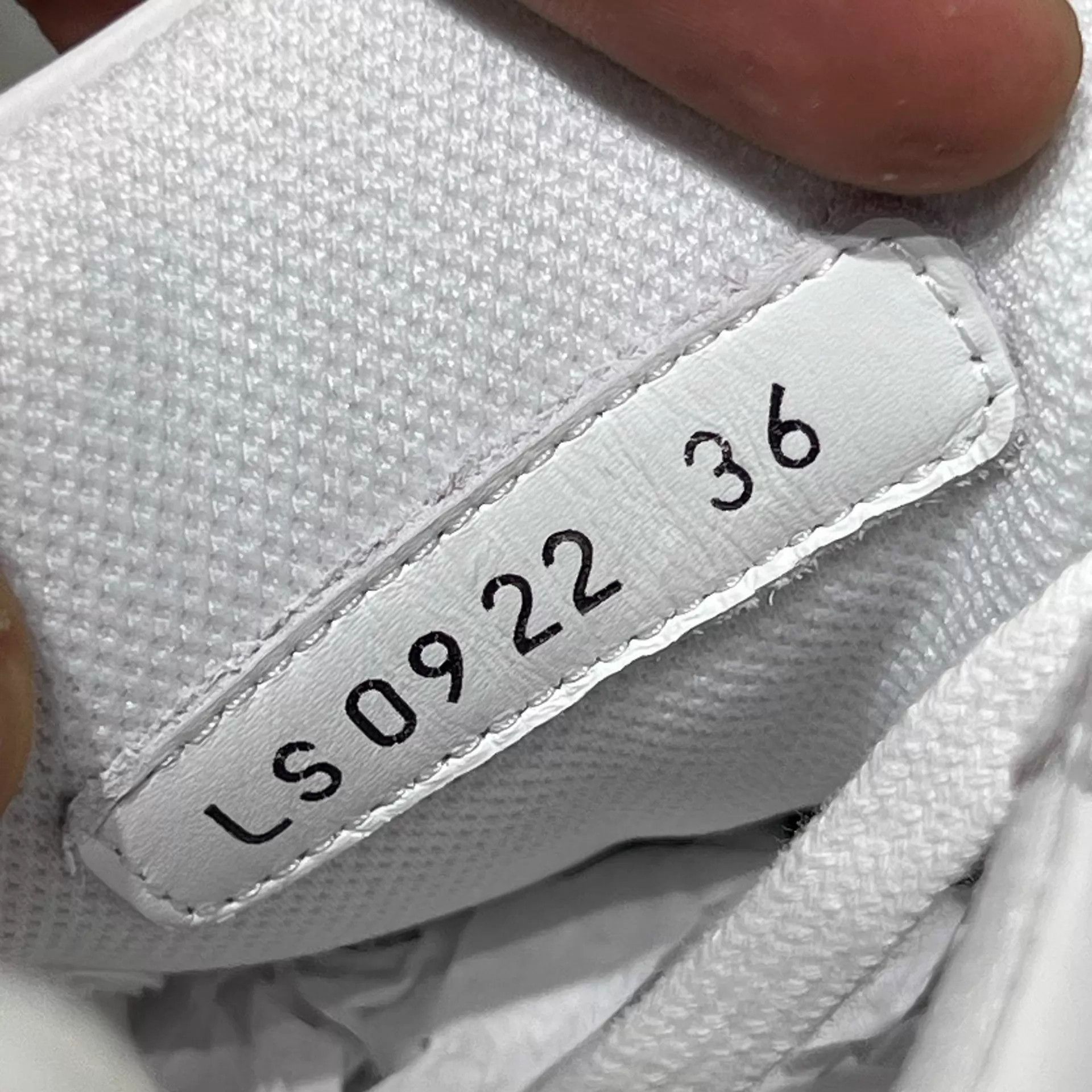 Dior Dior Star CD Logo Sneakers 36 BNIB Size US 5.5 / IT 35.5 - 8 Thumbnail