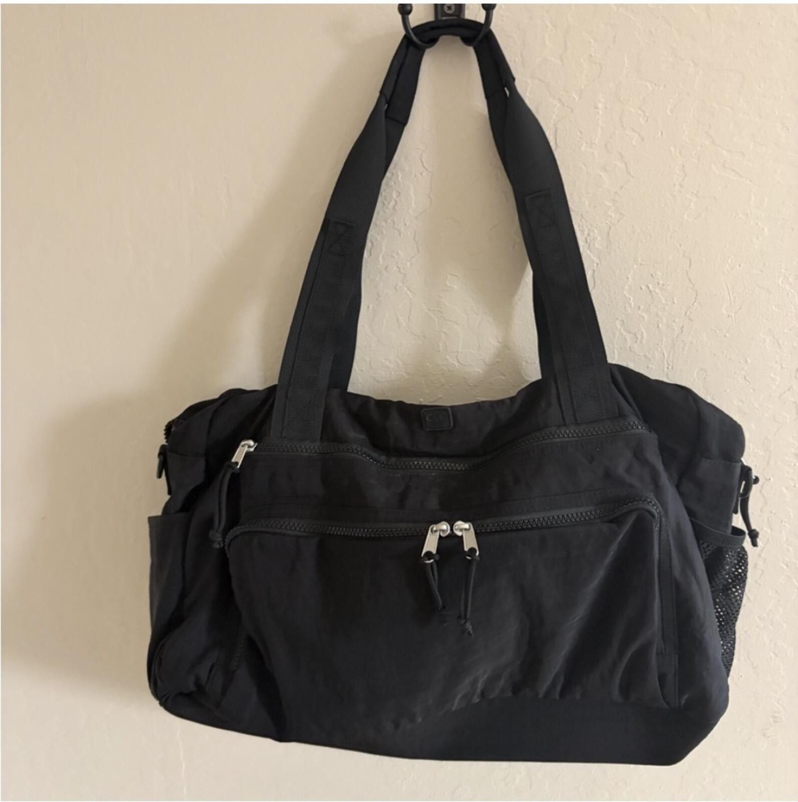 Other C&C California Black Tote with Pink Lining Size ONE SIZE - 1 Thumbnail