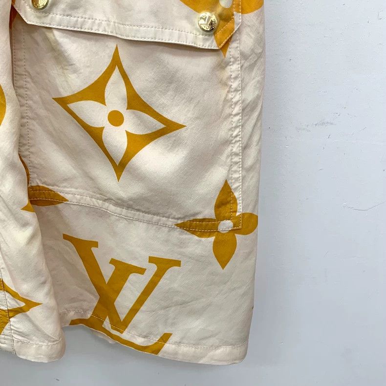 Louis Vuitton Louis Vuitton Beige logo presbyopic mulberry silk lapel si Size XS / US 0-2 / IT 36-38 - 5 Thumbnail