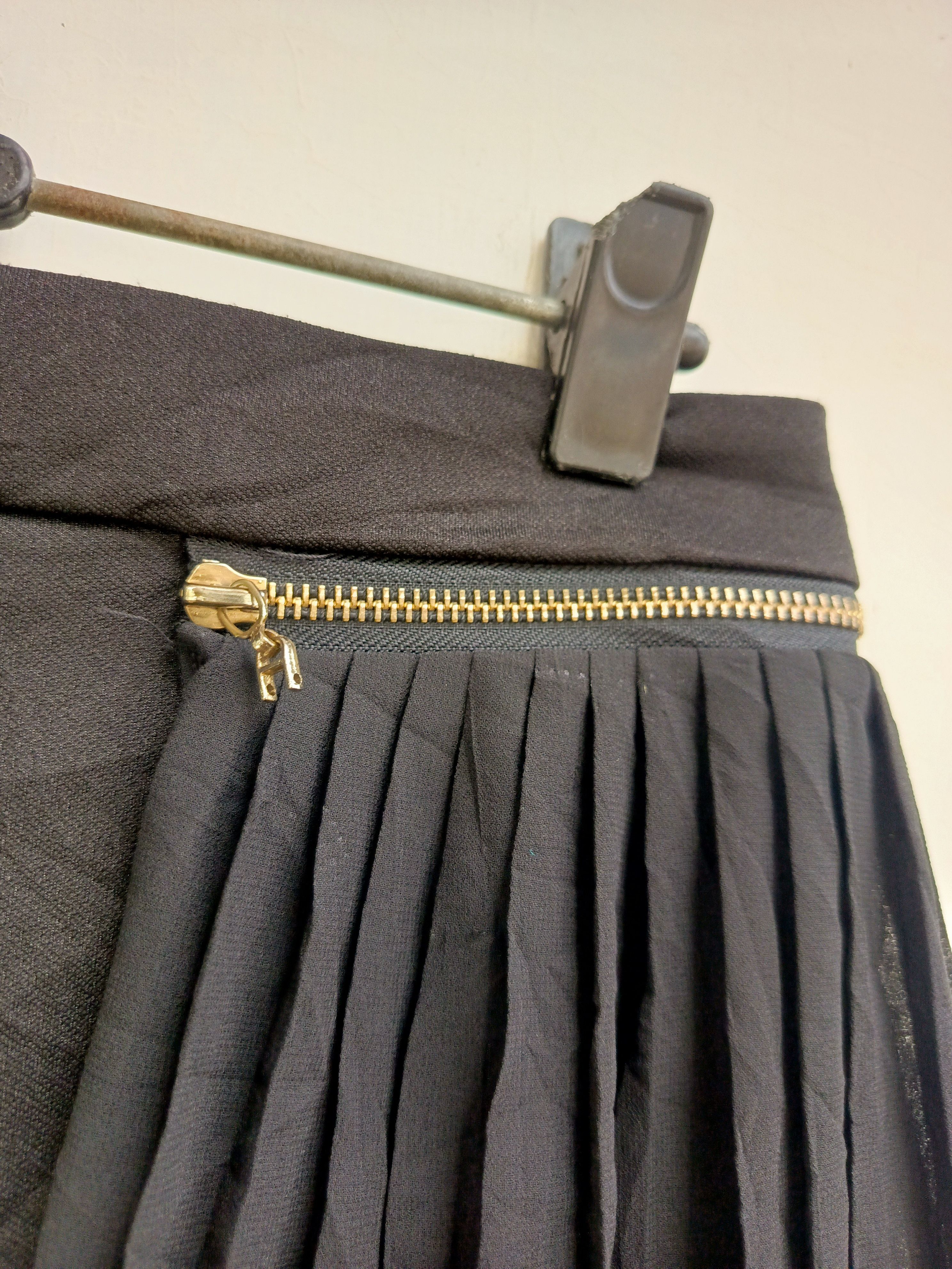 Other Actree skirt black colour Size 28" / US 6 / IT 42 - 4 Thumbnail