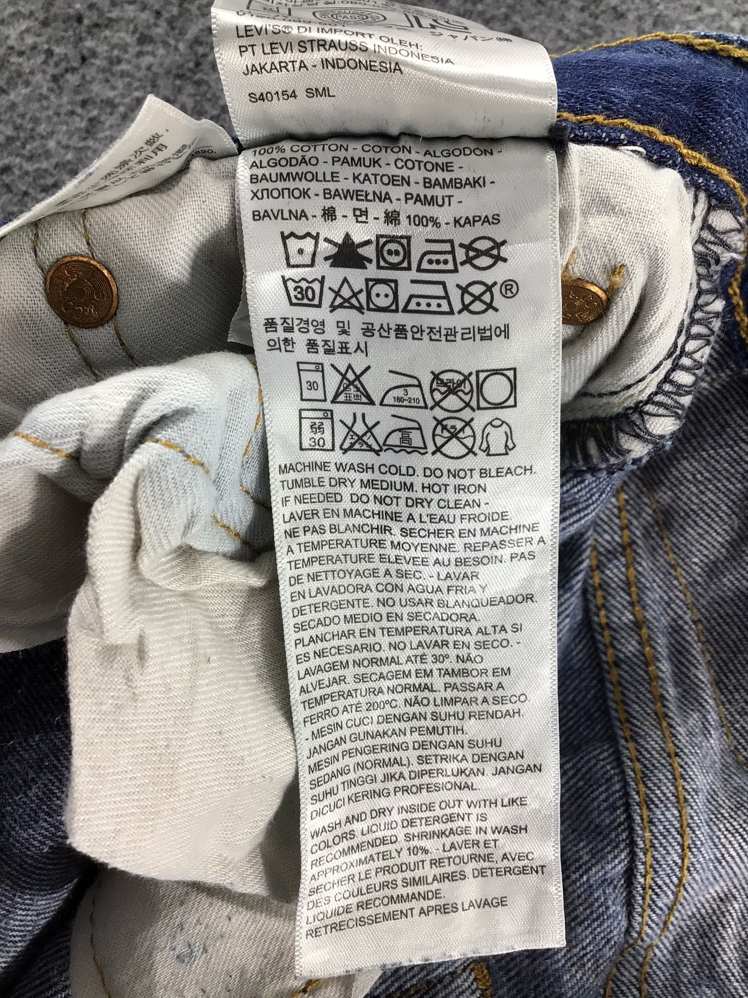 Levi's Vintage Levis 501 Jeans Blue Faded Wash -J332 Size US 29 - 10 Thumbnail