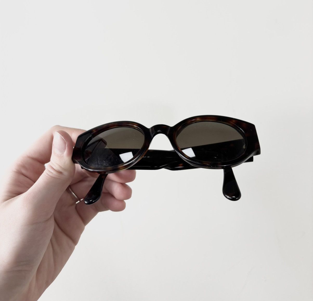 Dolce & Gabbana Dolce & Gabbana DG7005 469 Tortoiseshell Oval Sunglasses Size ONE SIZE - 1 Thumbnail