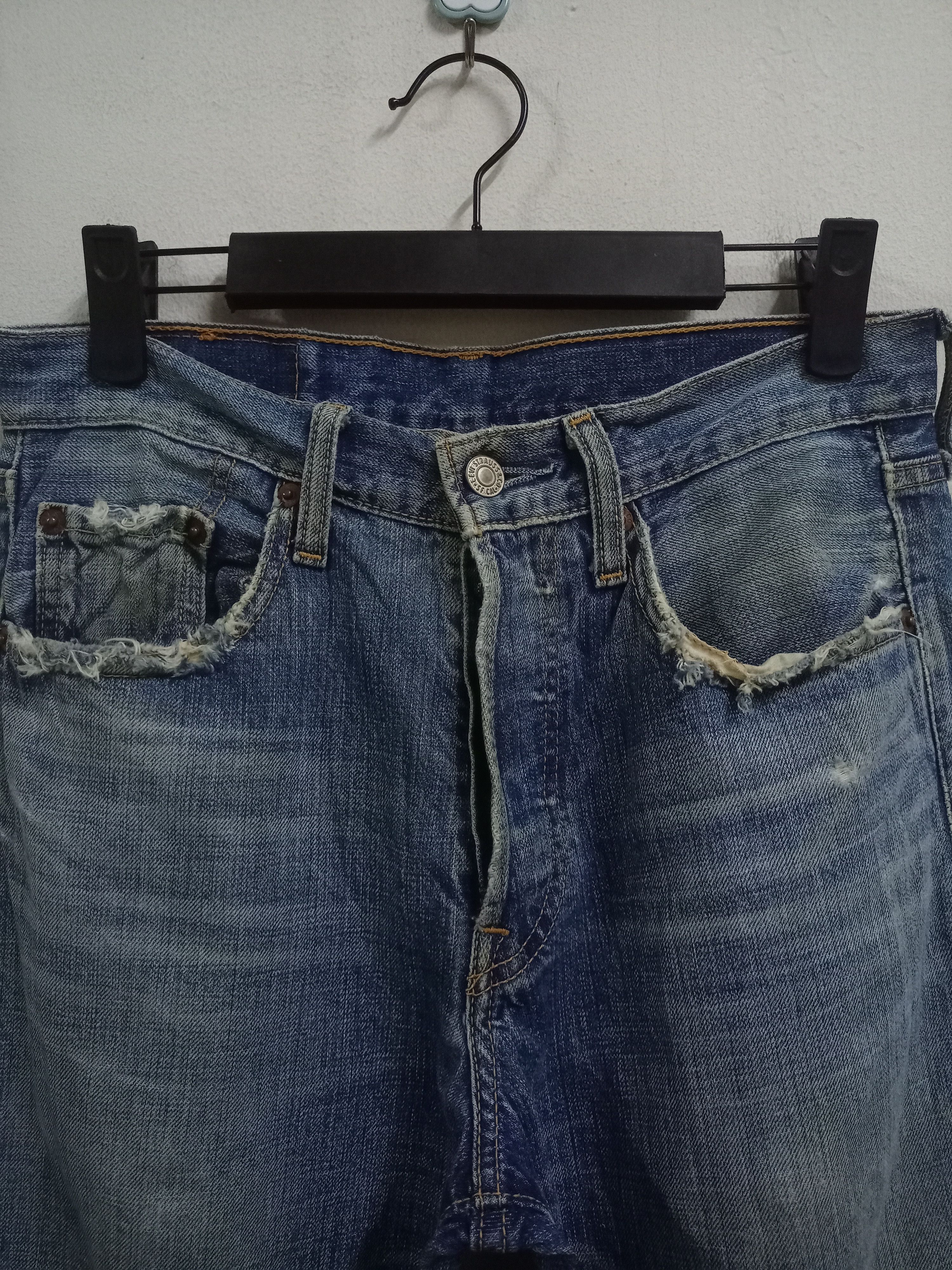 Levi's × Levi's Vintage Clothing Vintage 90s Levis 501 Faded Style Distressed Loose Jeans Size US 29 - 4 Thumbnail