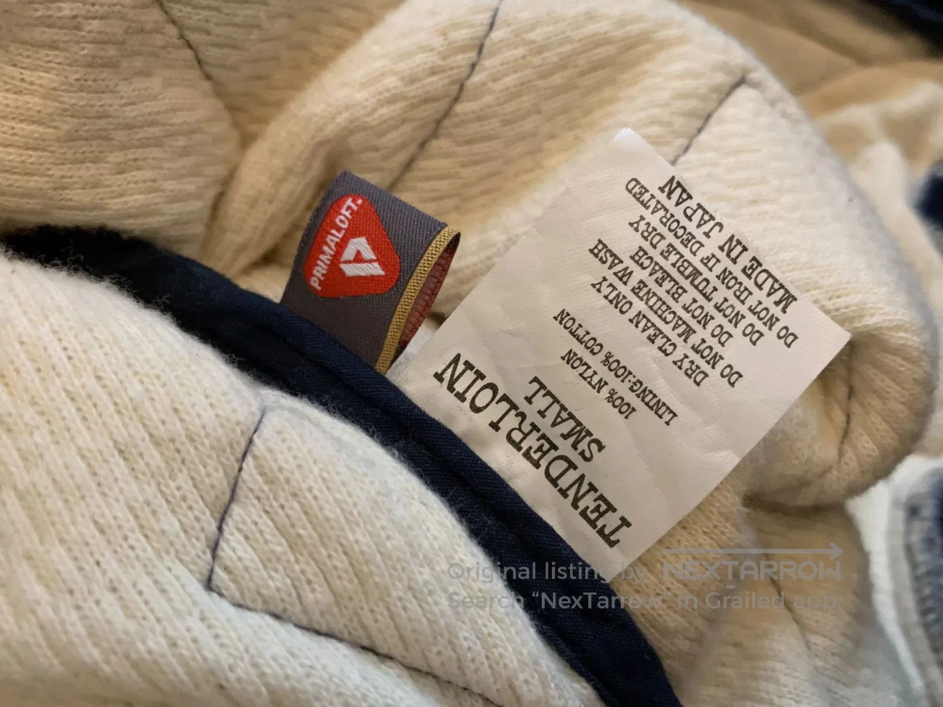 Japanese Brand navy quilted hooded jacket with fleece lining. Size US S / EU 44-46 / 1 - 8 Thumbnail
