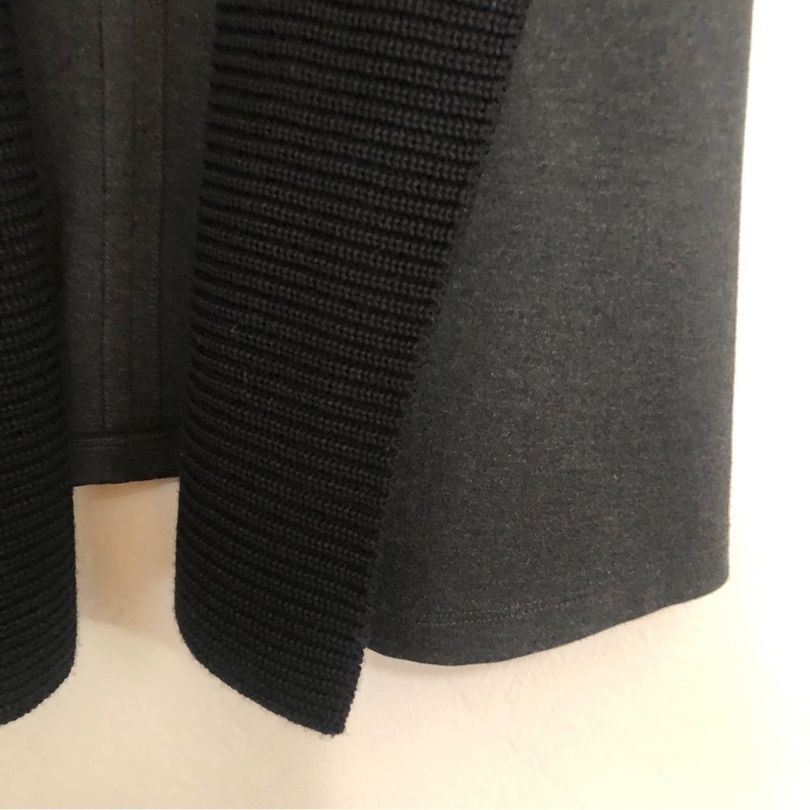 Raffinalla Gray Black Knit Draped Collar Cardigan Sweater