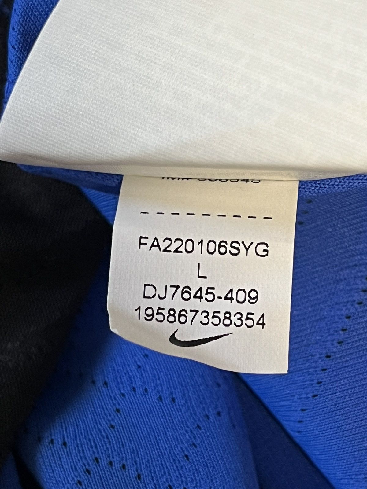 Nike AUTHENTIC Inter Milan 2022 2023 home soccer kit jersey Size US L / EU 52-54 / 3 - 16 Thumbnail