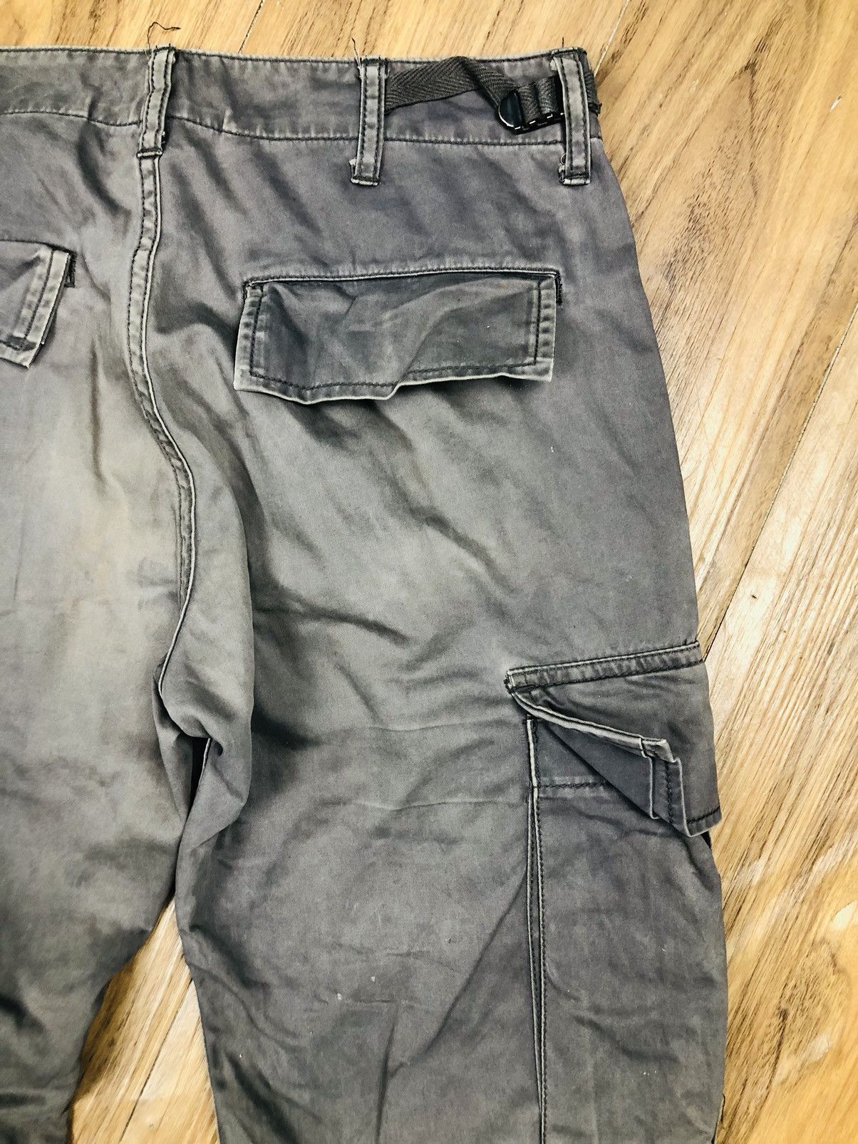 Attachment ATTACHMENT Made in Japan Wide Leg Cargo Pants (40) Size US 31 - 16 Thumbnail