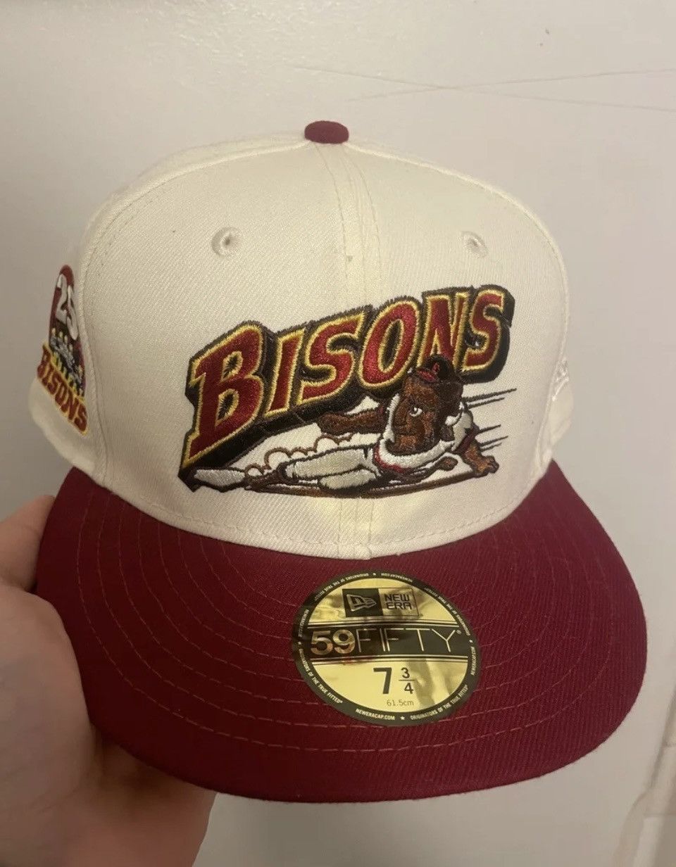 New Era Ecap city buffalo bisons off white size 7 3/ Size ONE SIZE - 1 Thumbnail
