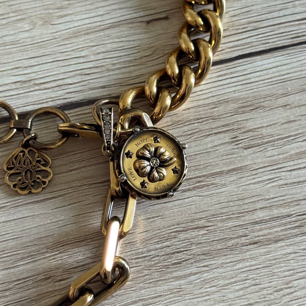 Alexander McQueen Alexander Mcqueen Gold Antique Swarovski Charm Bracelet Size ONE SIZE - 3 Thumbnail