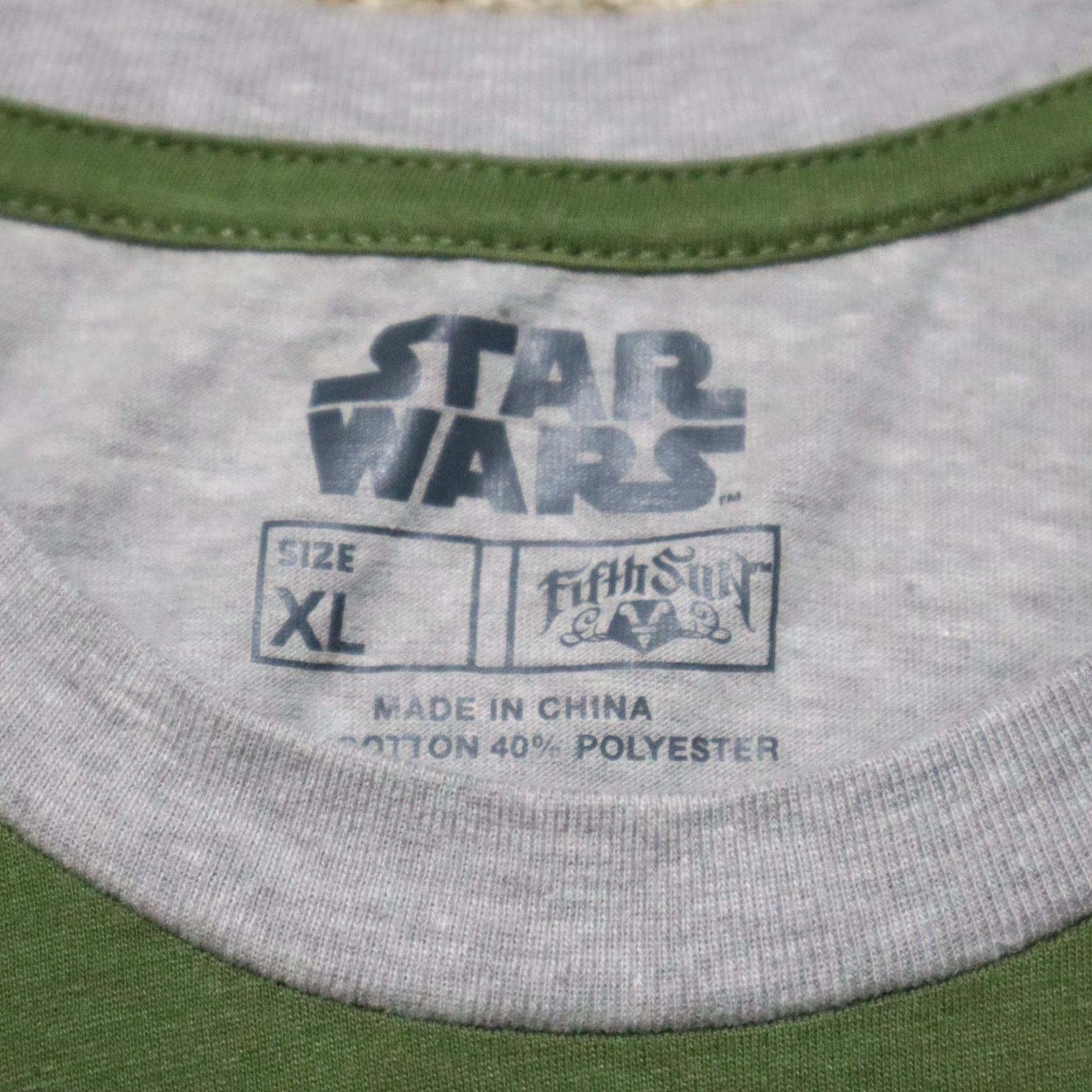 Star Wars Star Wars Shirt Men T-Shirt Womens XL Gray Mandalorian Bounty Hunter Din Djarin Graphic Print 90s Theme Art Movie Costume (if not violating rules). Size XL / US 12-14 / IT 48-50 - 3 Thumbnail