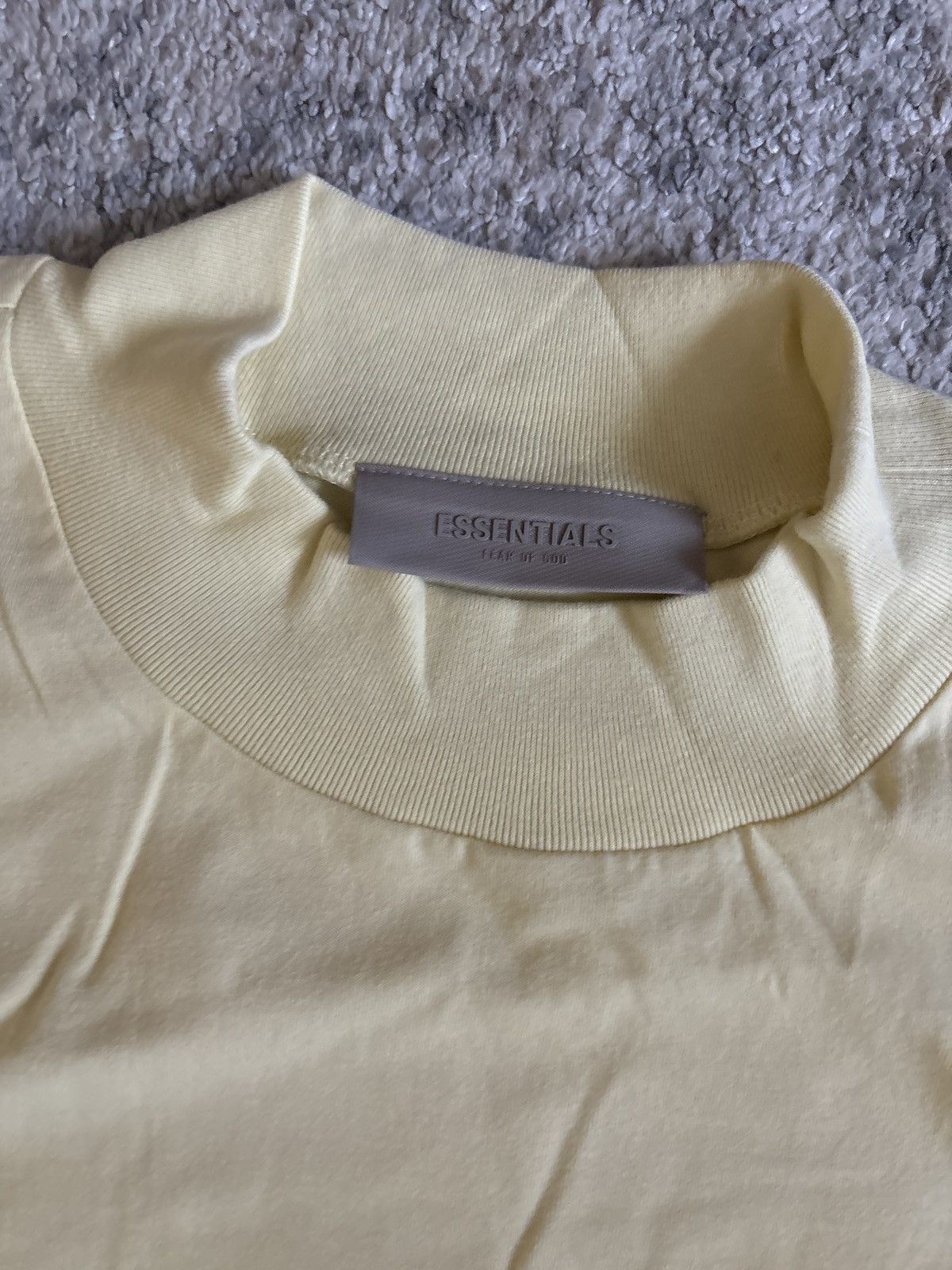 Essentials Canary LS T-shirt Size US XXL / EU 58 / 5 - 1 Thumbnail