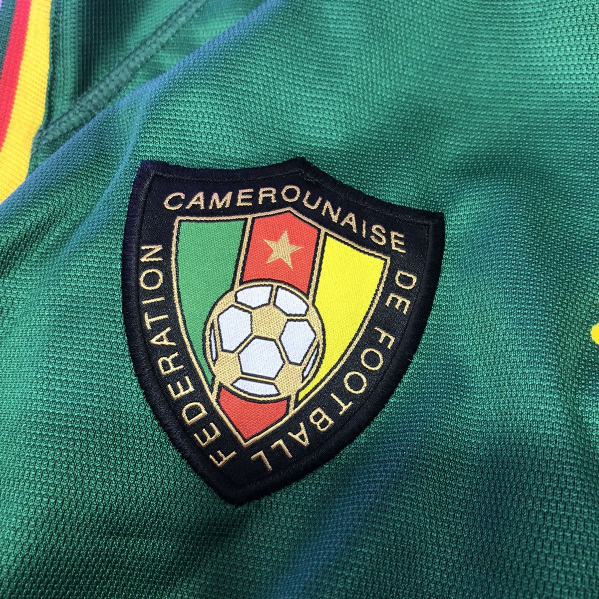 Other Cameroon worldcup 2002 home sleevesless shirt Size US L / EU 52-54 / 3 - 4 Thumbnail