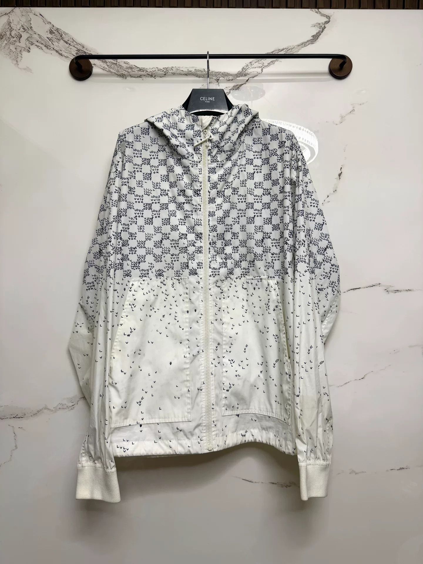 Louis Vuitton louis vuitton checkered logo windbreaker jacket Size US L / EU 52-54 / 3 - 1 Thumbnail