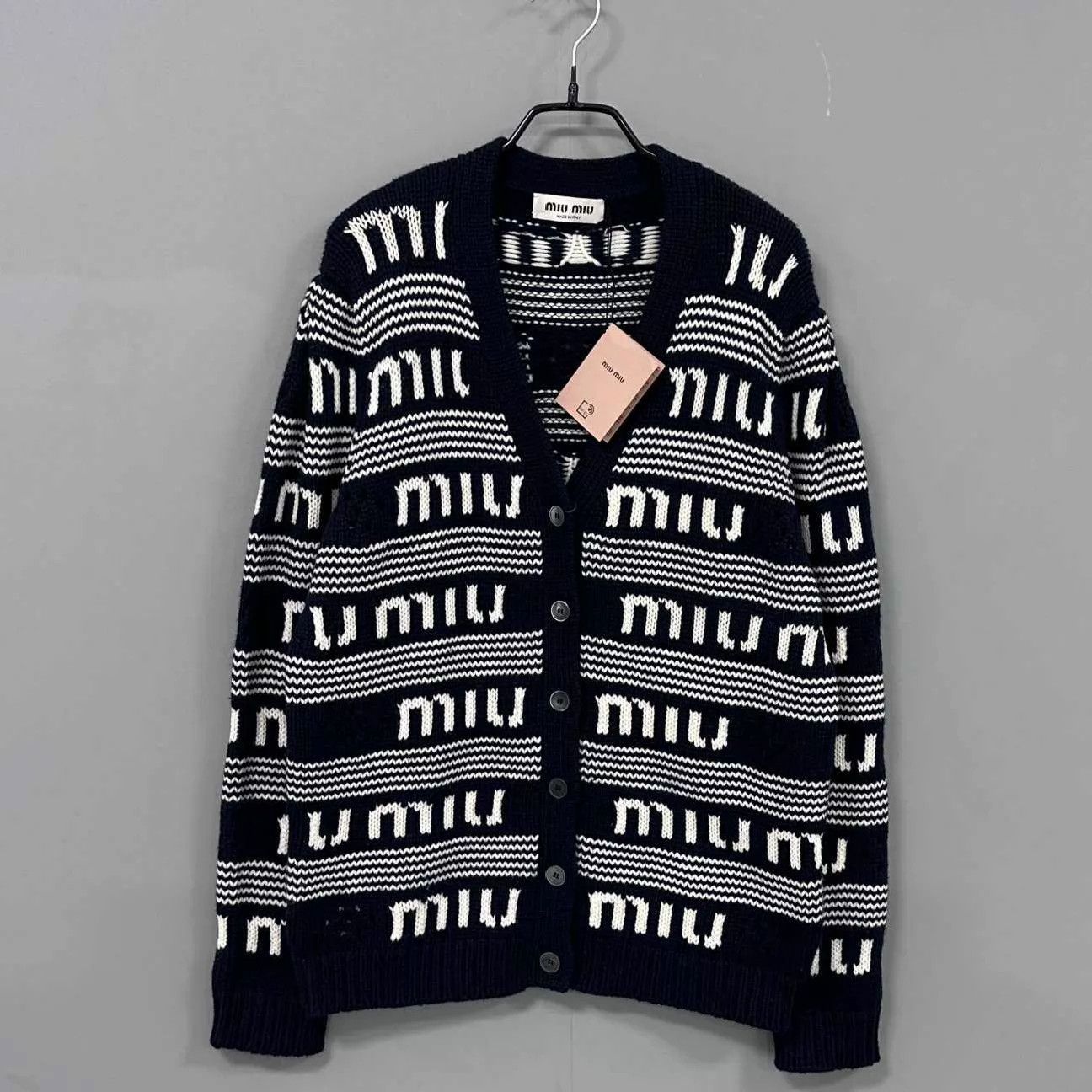 Miu Miu MIUMIU full print cardigan 38 Size XS / US 0-2 / IT 36-38 - 1 Thumbnail