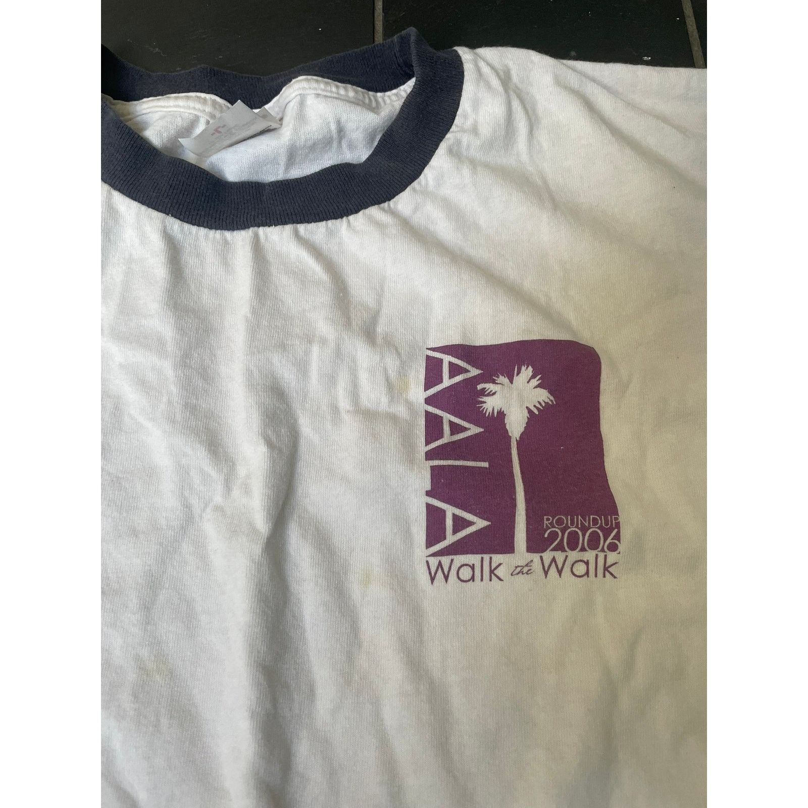 Anvil AALA Walk The Walk Anvil White Navy Cuff Tshirt Vintage Size US L / EU 52-54 / 3 - 1 Thumbnail