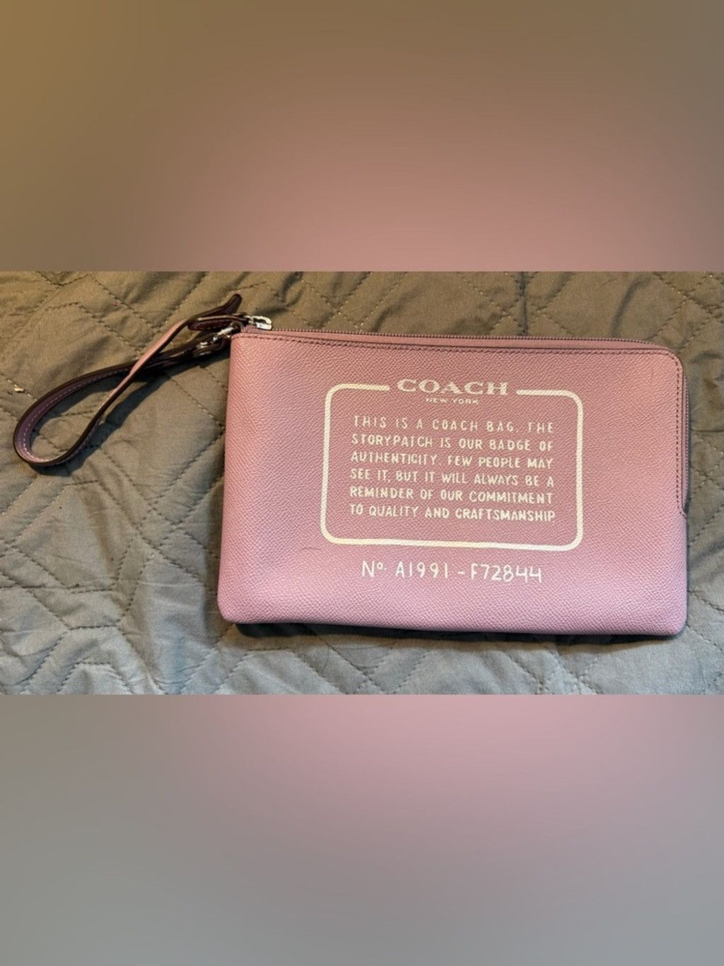 Coach Coach Mauve Pebbled Leather Wristlet Pouch Storypatch EUC Size ONE SIZE - 1 Thumbnail