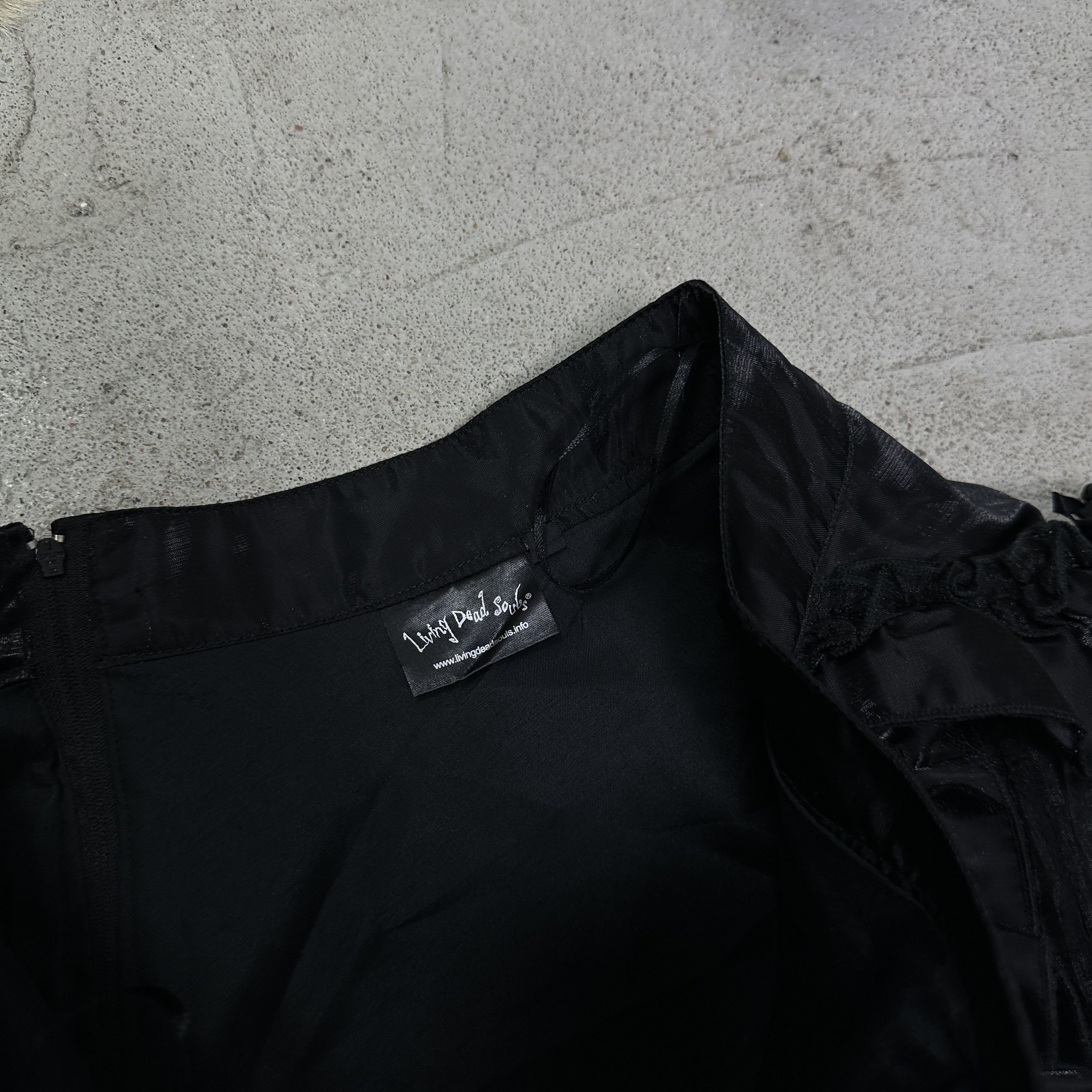 Vintage Vintage Avant Garde Opium Living Dead Souls Mini Skirt 00s Size 26" / US 2 / IT 38 - 4 Thumbnail