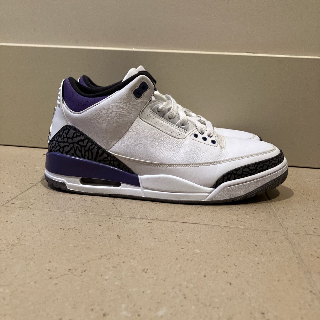 Jordan Brand Jordan 3 “Dark Iris” Size US 12 / EU 45 - 6 Thumbnail