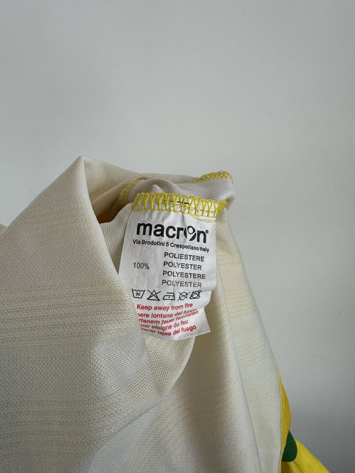 Macron Macron Sheffield United 2013-2014 Away Football Jersey Size US S / EU 44-46 / 1 - 6 Thumbnail