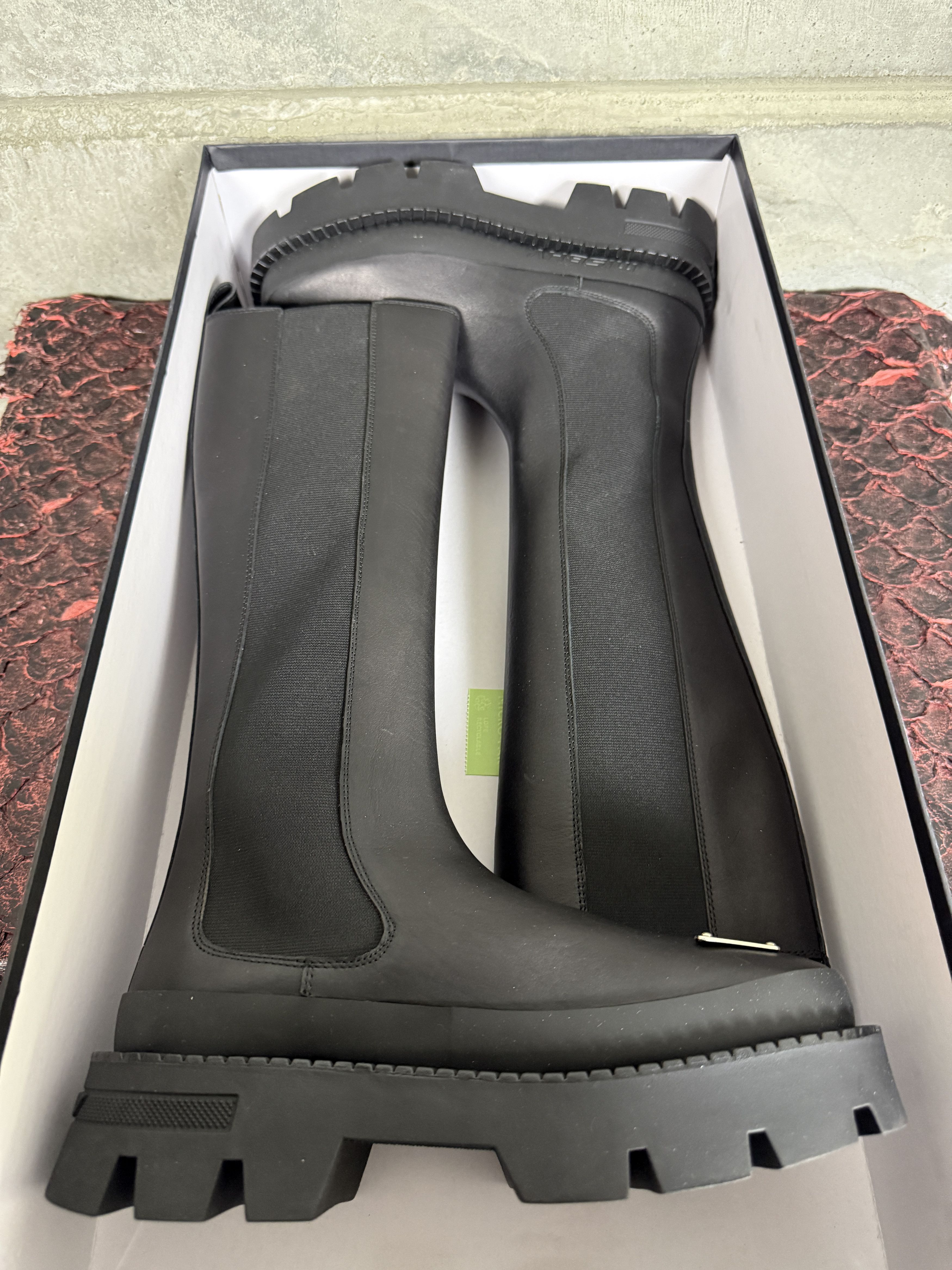 Misbhv $795 MISBHV The 2000 Chelsea Boot High Size US 9 / IT 39 - 16 Thumbnail