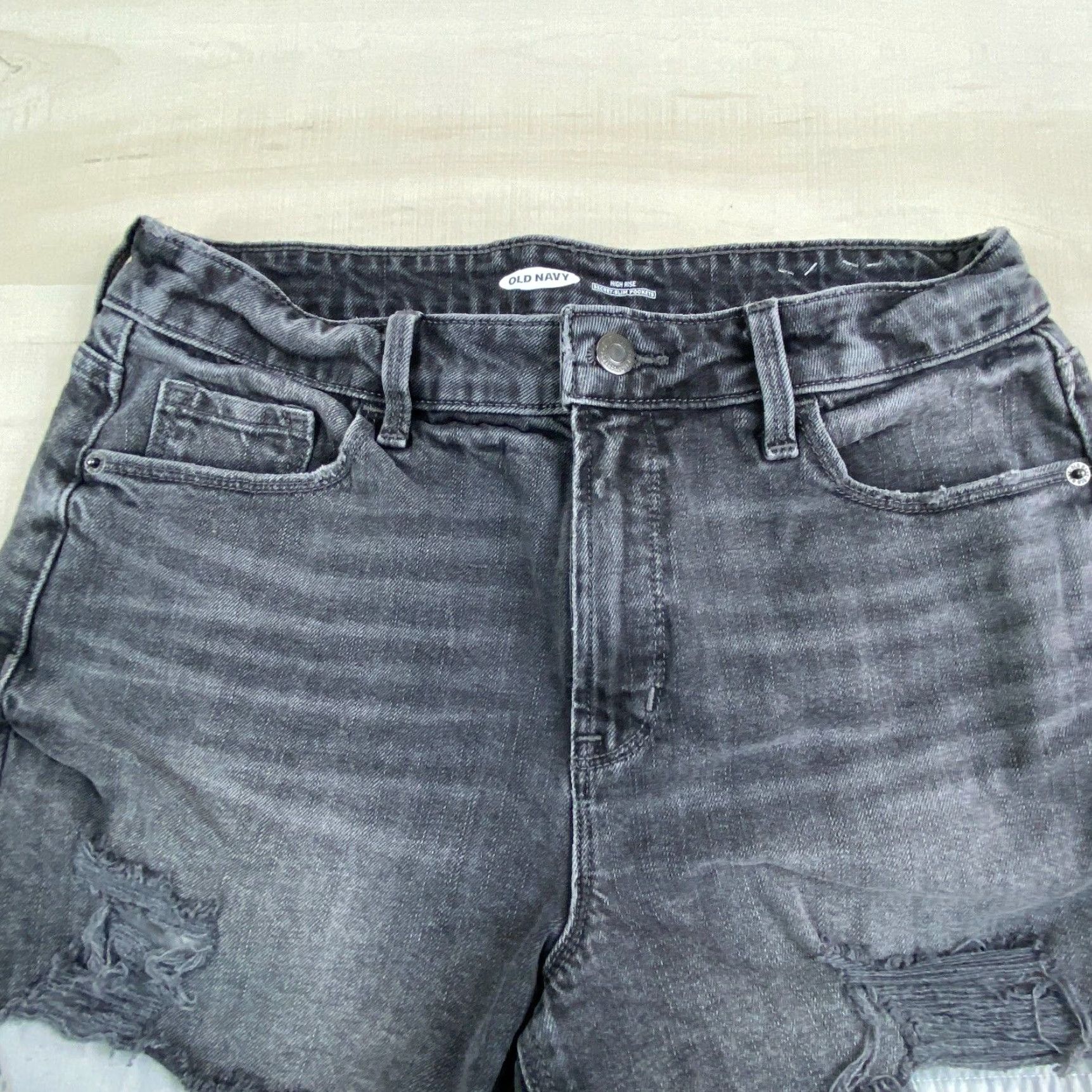 Old Navy Old Navy Womens Denim Shorts 8 Faded Black High Rise Distressed Cut Offs NWOT Size 28" / US 6 / IT 42 - 2 Thumbnail