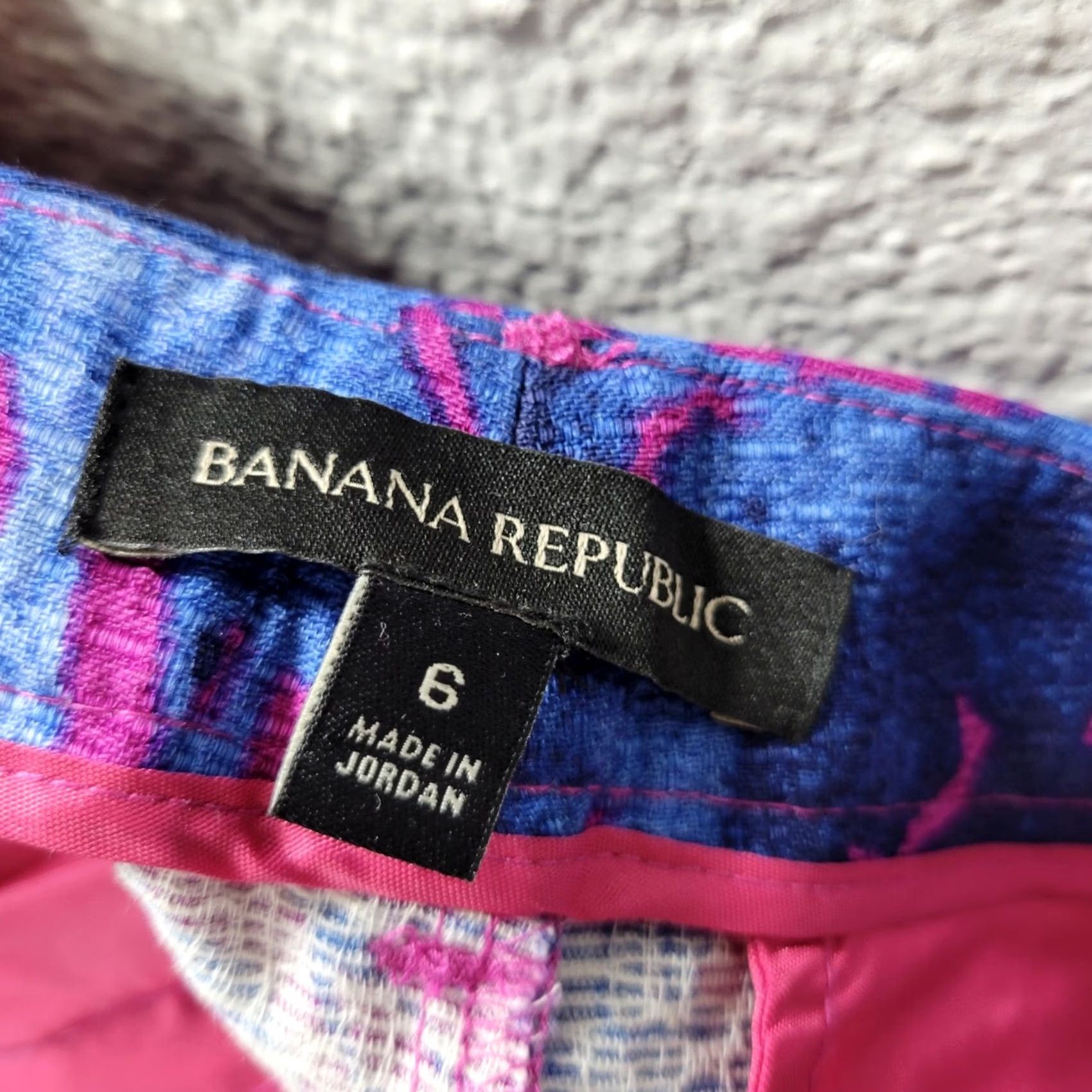 Banana Republic Banana Republic Womens Floral Print Cotton Chino Shorts Sz 6 Blue Pink Pockets Chino Short Womens 6 Blue Pink Size 28" / US 6 / IT 42 - 4 Thumbnail