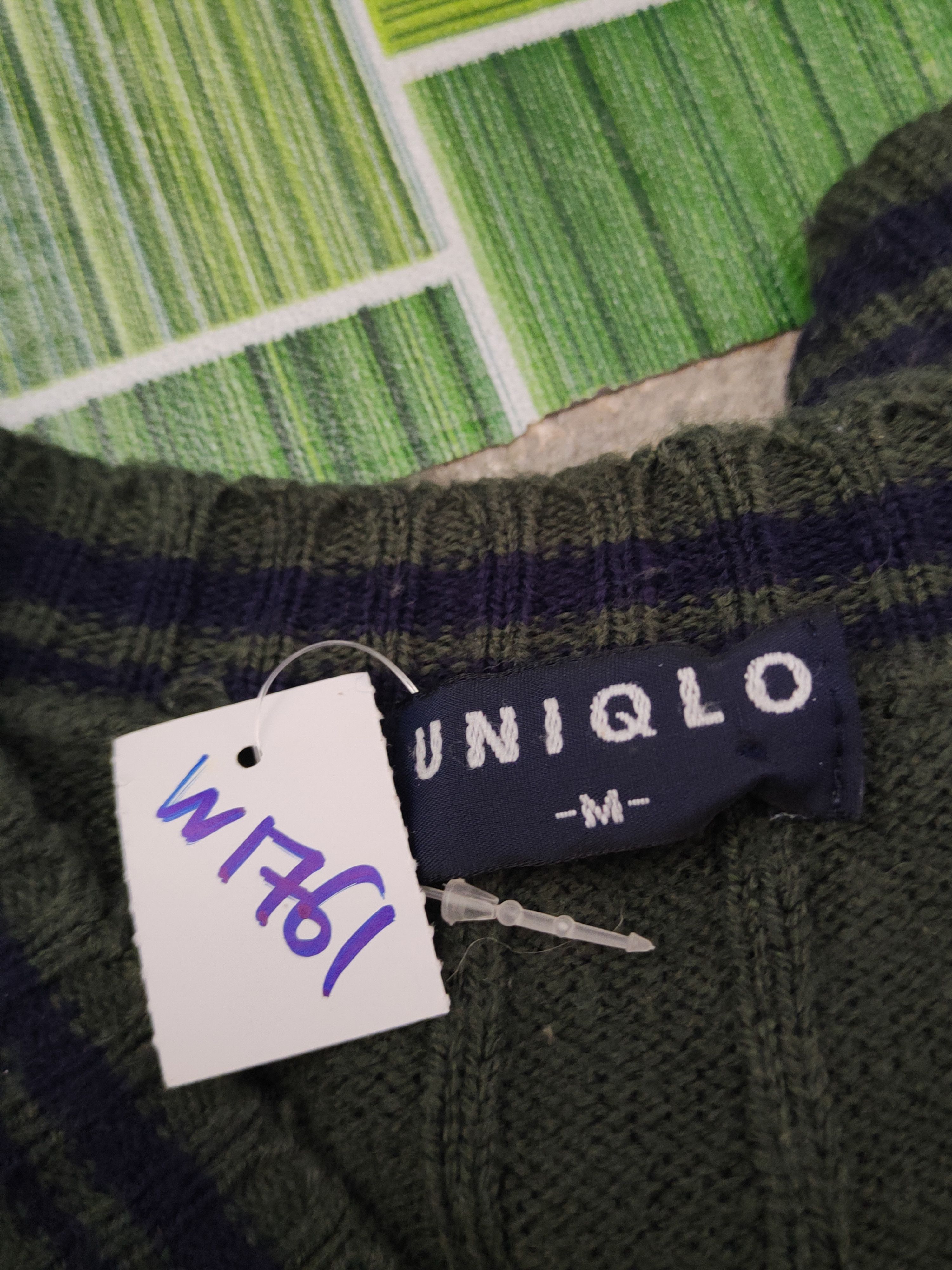 Aran Isles Knitwear Uniqlo Dark Green Knitwear Sweatshirts #W1761 Size US M / EU 48-50 / 2 - 11 Thumbnail