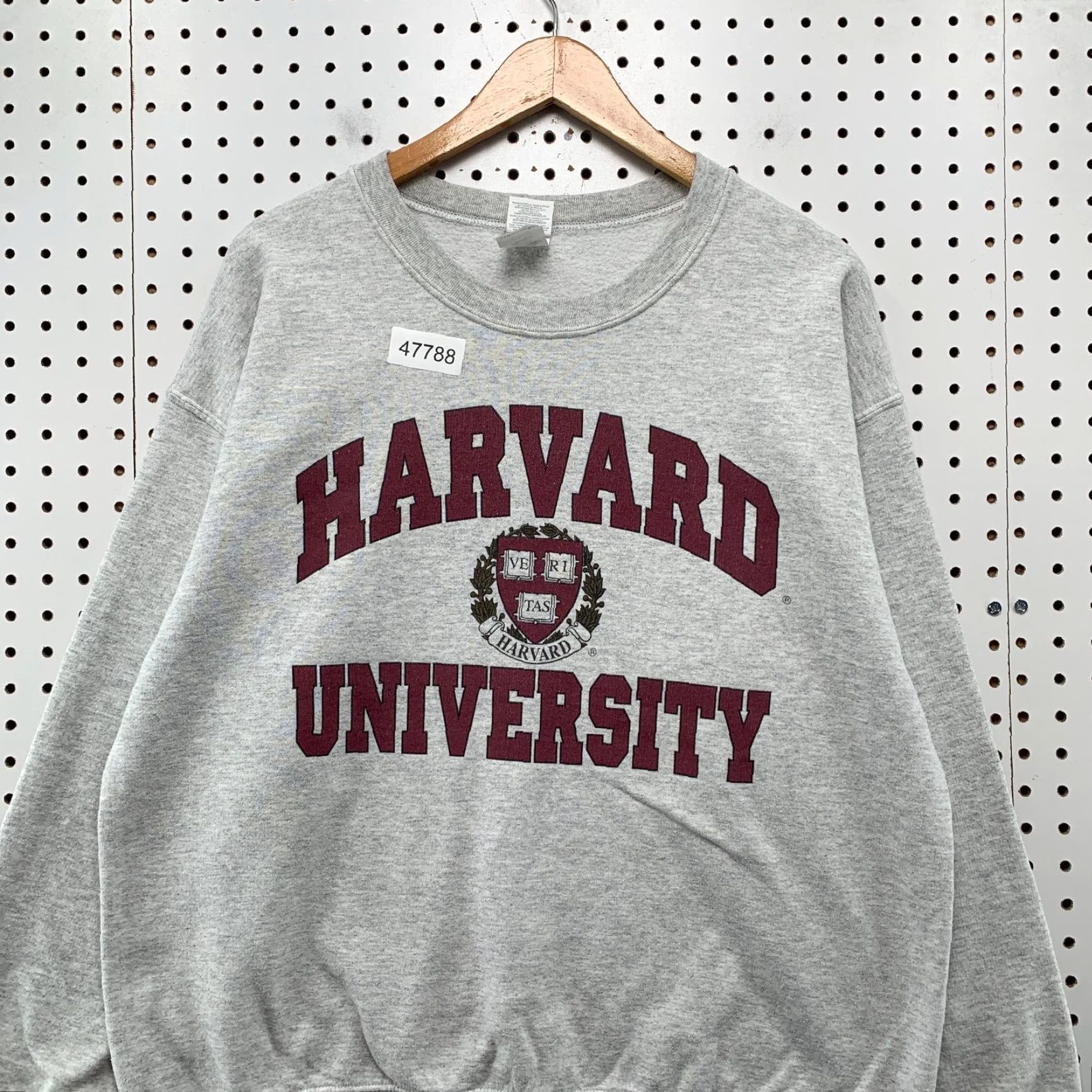 Gildan VINTAGE Harvard University Sweatshirt Mens Large Gray FLeece Crewneck Pullover Size US L / EU 52-54 / 3 - 4 Thumbnail