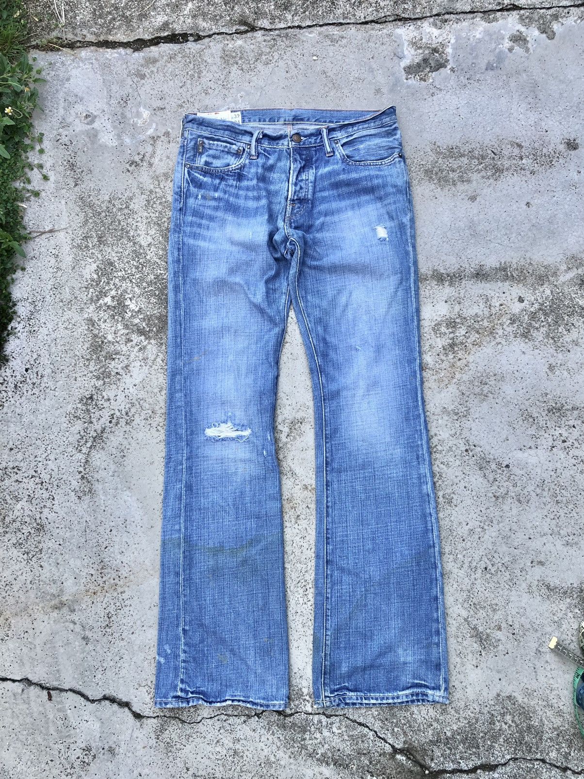 Abercrombie & Fitch FLARED A&F WASHED BLUE DENIM Size US 34 / EU 50 - 1 Thumbnail
