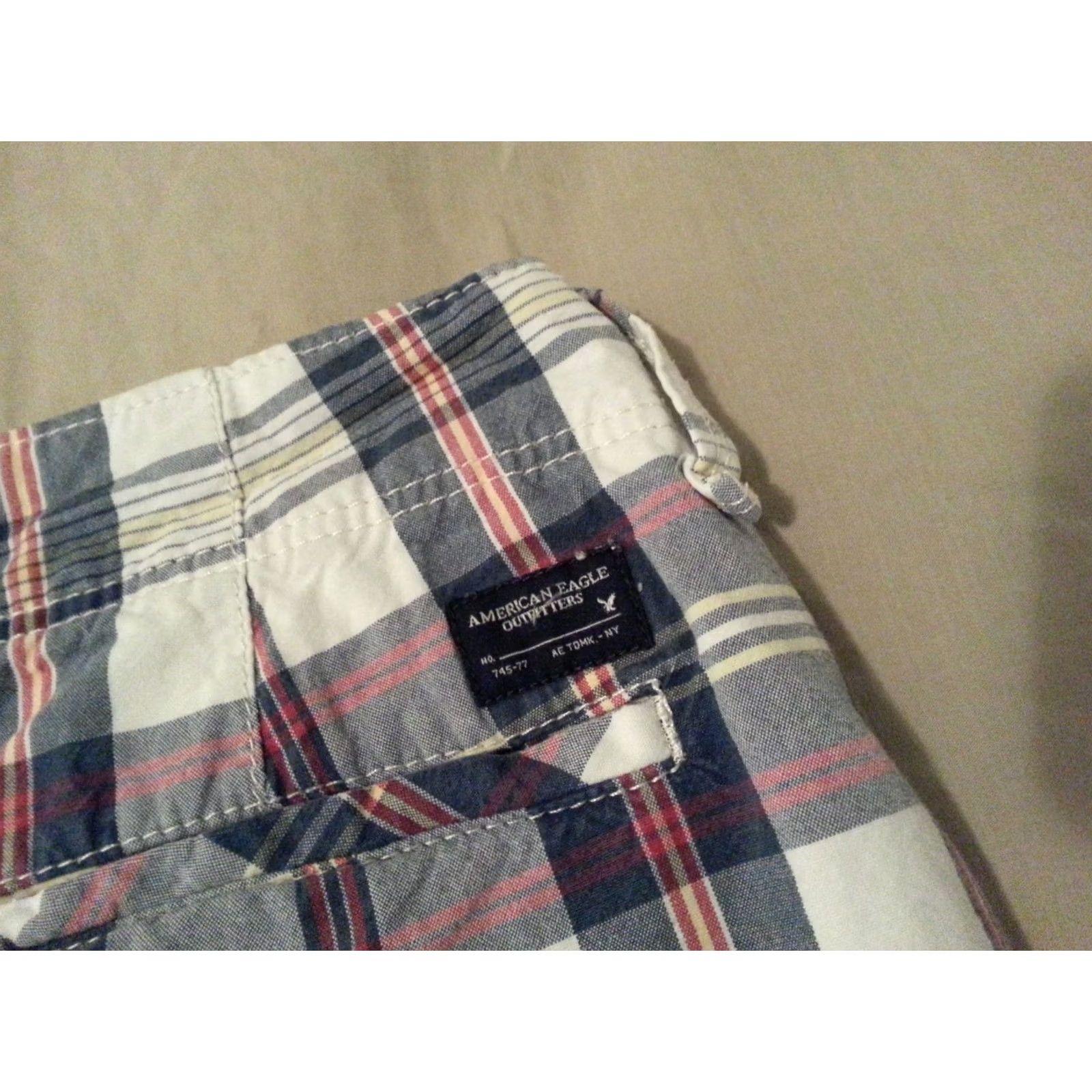 American Eagle Outfitters Mens American Eagle Outfitters Plaid Shorts 28 White Khaki Size US 28 / EU 44 - 3 Thumbnail
