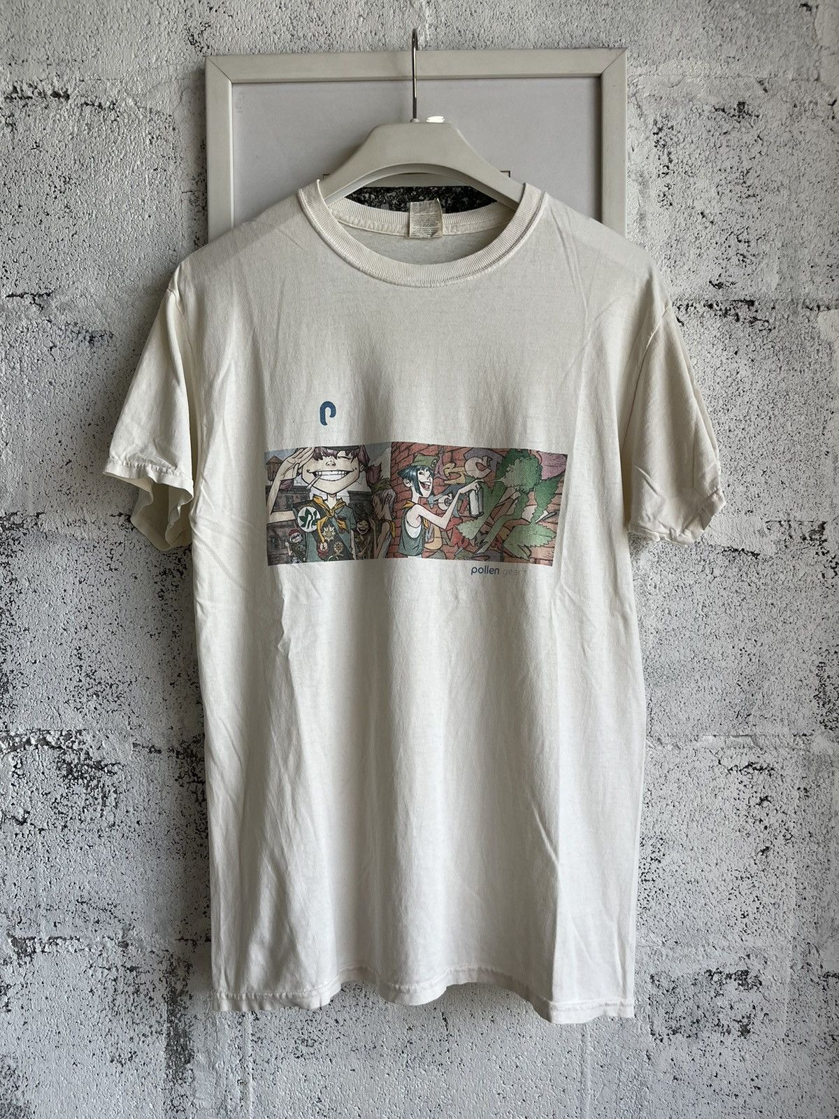 Designer Pollen gear ( promo ads ) products By Jamie Hewlett Tshirt Size US M / EU 48-50 / 2 - 2 Thumbnail